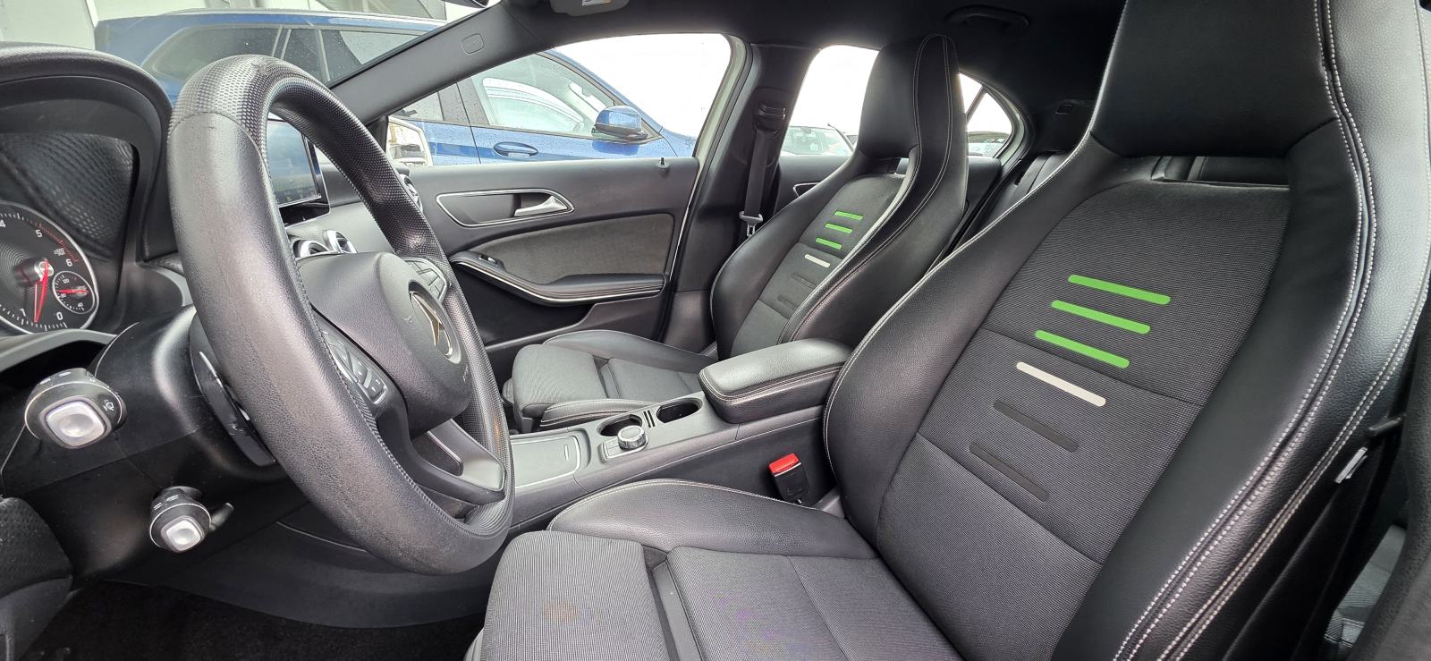 Mercedes A160d, F1 AUTOMATIC., AUT. KLIMA, NAVI, TEMP, KAM, JAMSTVO..., fotografija 11