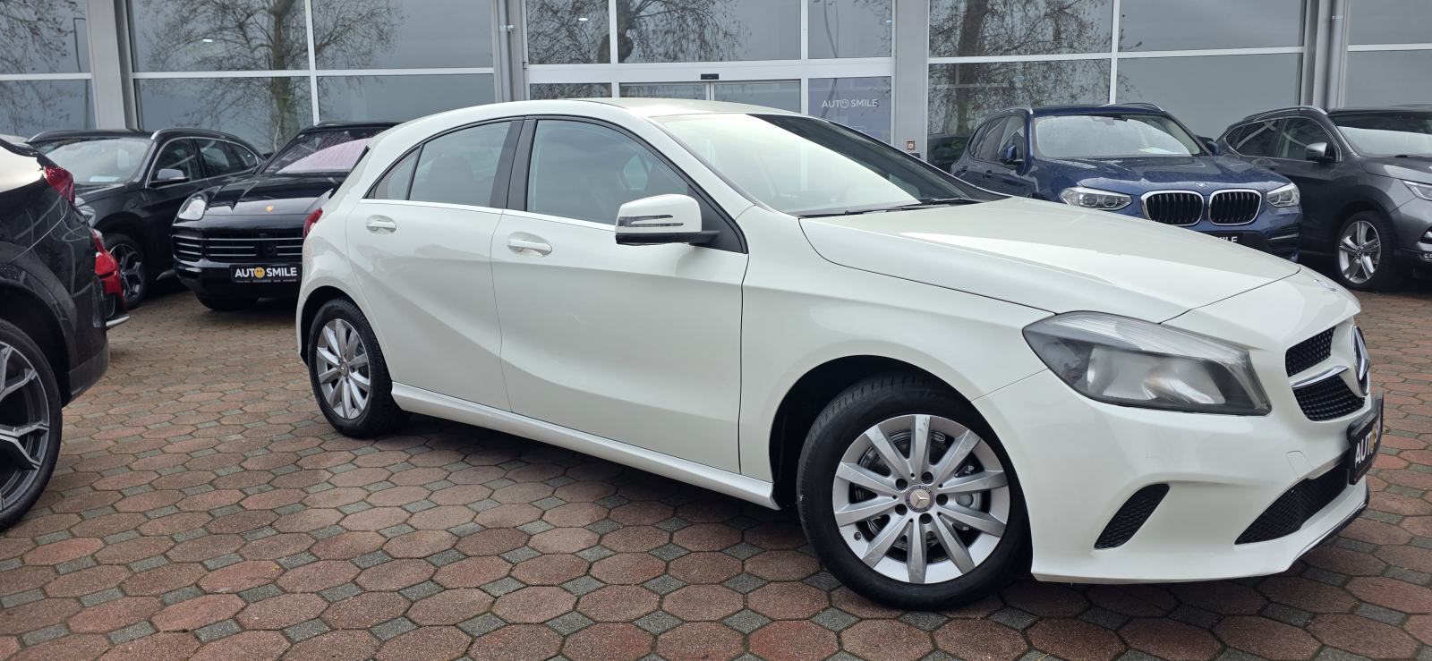 Mercedes A160d, F1 AUTOMATIC., AUT. KLIMA, NAVI, TEMP, KAM, JAMSTVO..., fotografija 7