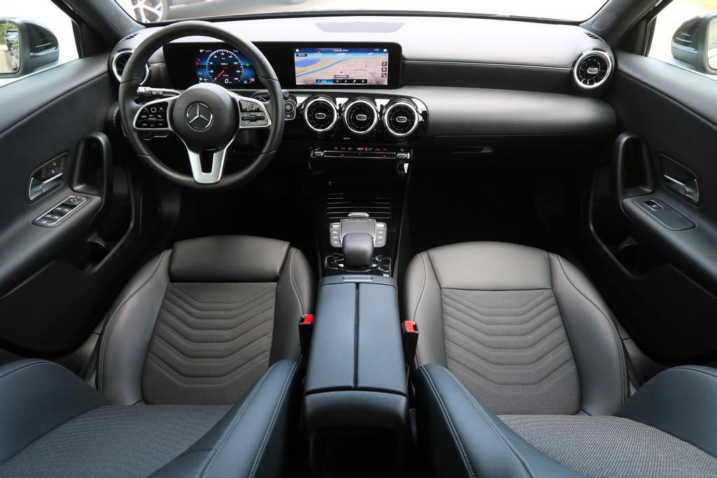 Mercedes A 180 2.0 D 8G-Tronic Sportpaket Style -Full LED-, fotografija 5