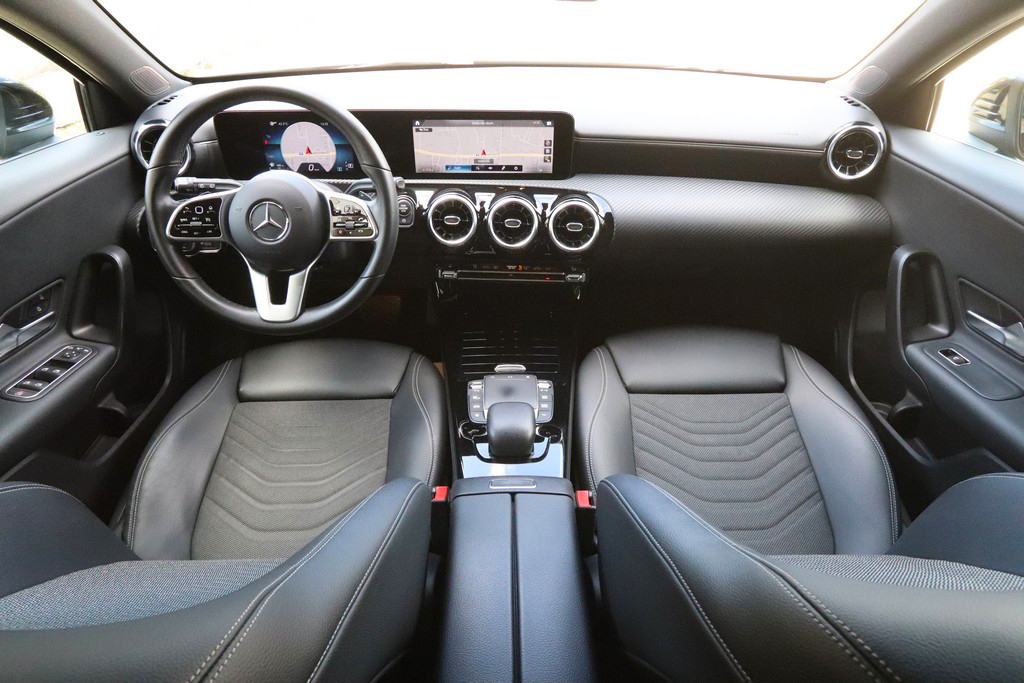 Mercedes A 180 2.0 D 8G-Tronic Sportpaket Style -Full LED-, fotografija 5