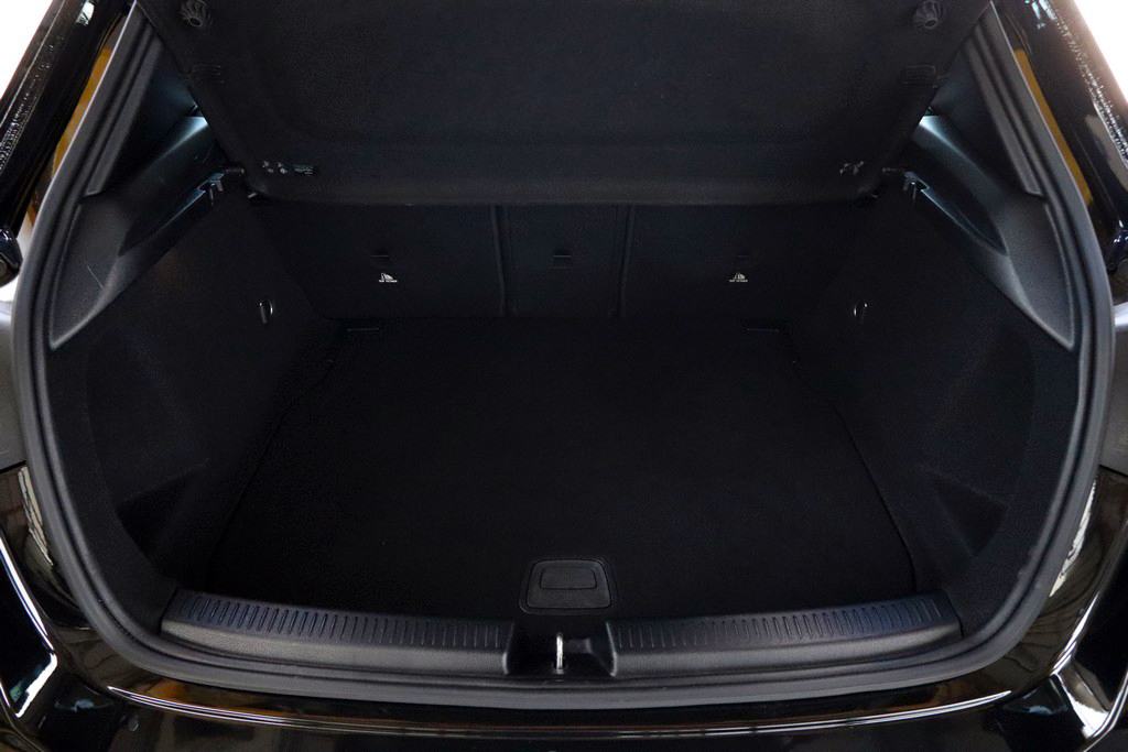 Mercedes A 180 2.0 D 8G-Tronic Sportpaket Style -Full LED-, fotografija 11