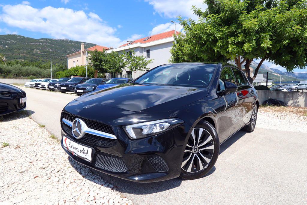 Mercedes A 180 2.0 D 8G-Tronic Sportpaket Style -Full LED-, fotografija 14