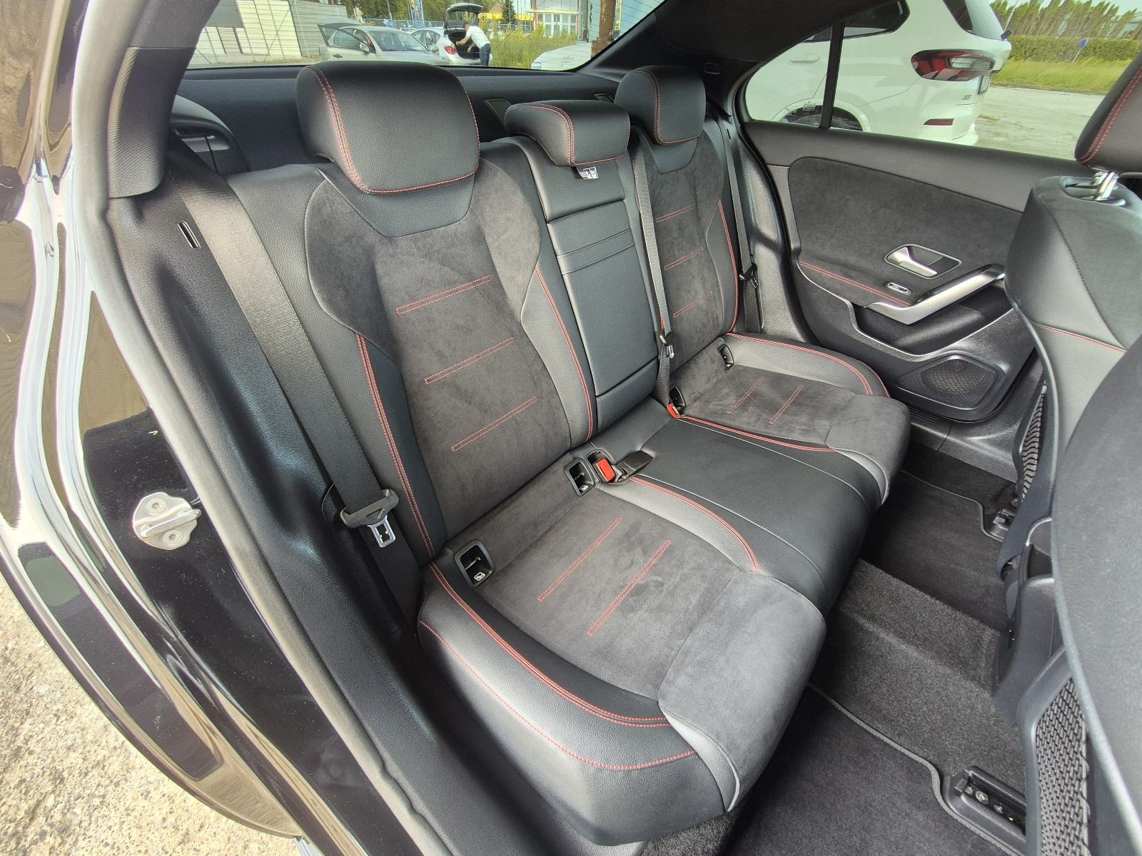Mercedes A 220 d AMG automatik, NAVI, KAMERA,SERVISNA, 140kw - 190 ks, fotografija 11