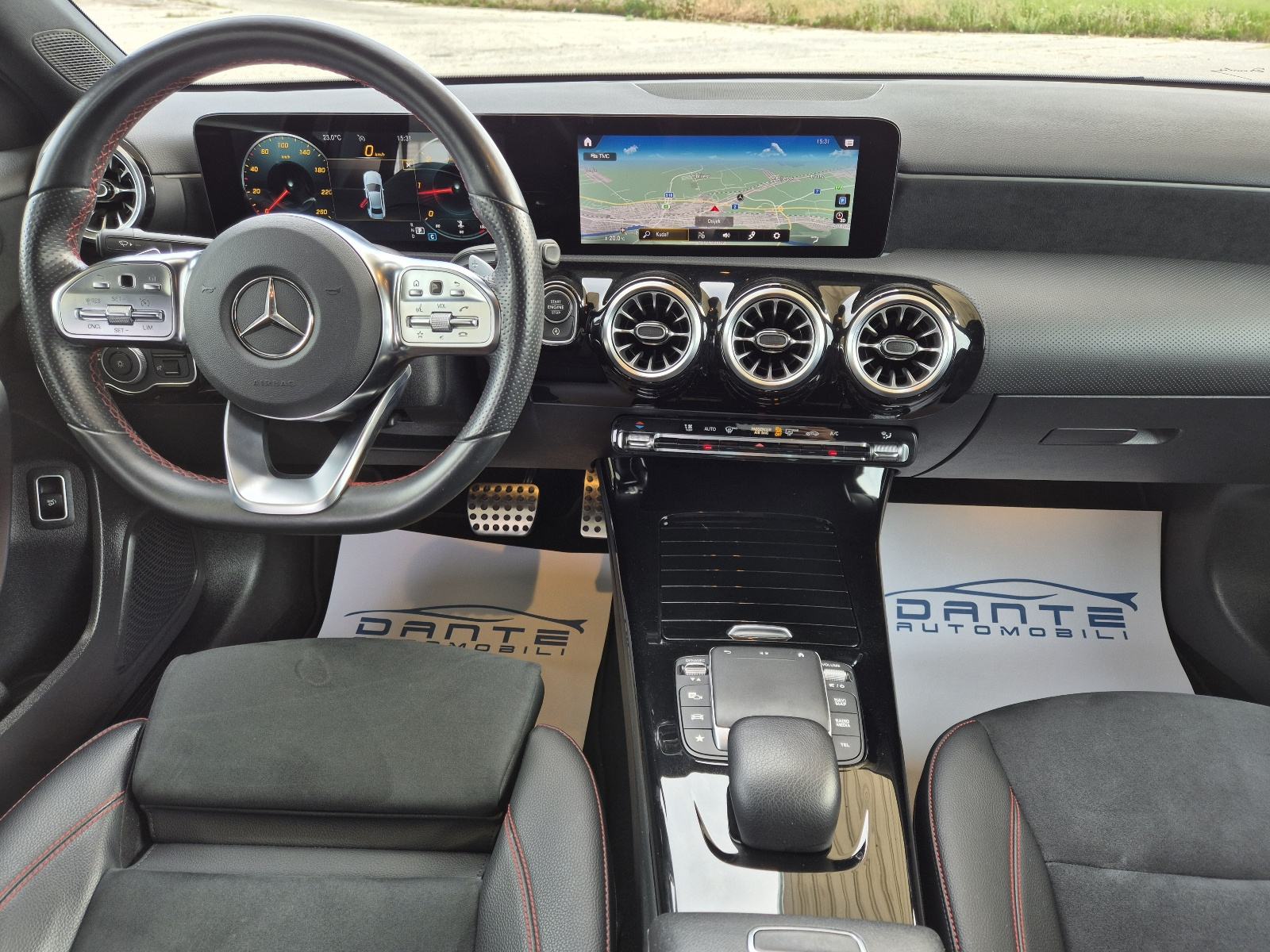 Mercedes A 220 d AMG automatik, NAVI, KAMERA,SERVISNA, 140kw - 190 ks, fotografija 12
