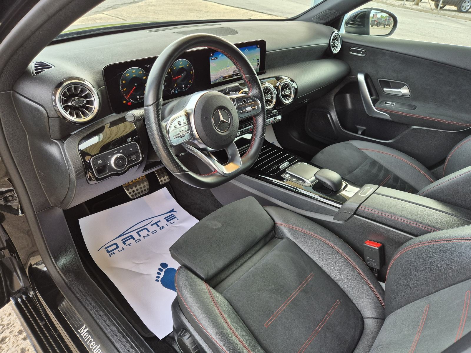 Mercedes A 220 d AMG automatik, NAVI, KAMERA,SERVISNA, 140kw - 190 ks, fotografija 9