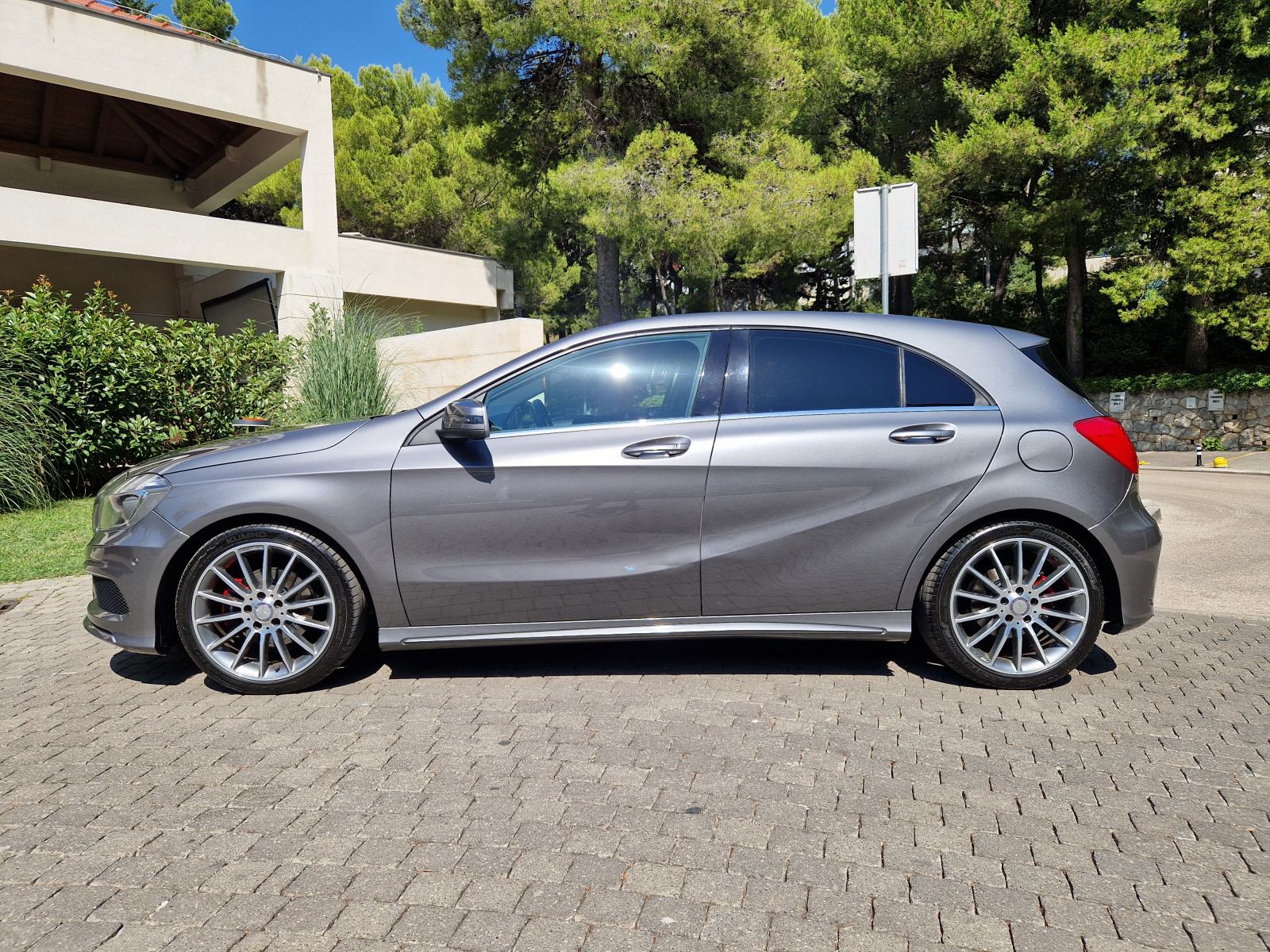 Mercedes A-klasa 180 CDI AMG Sport Automatik, fotografija 2
