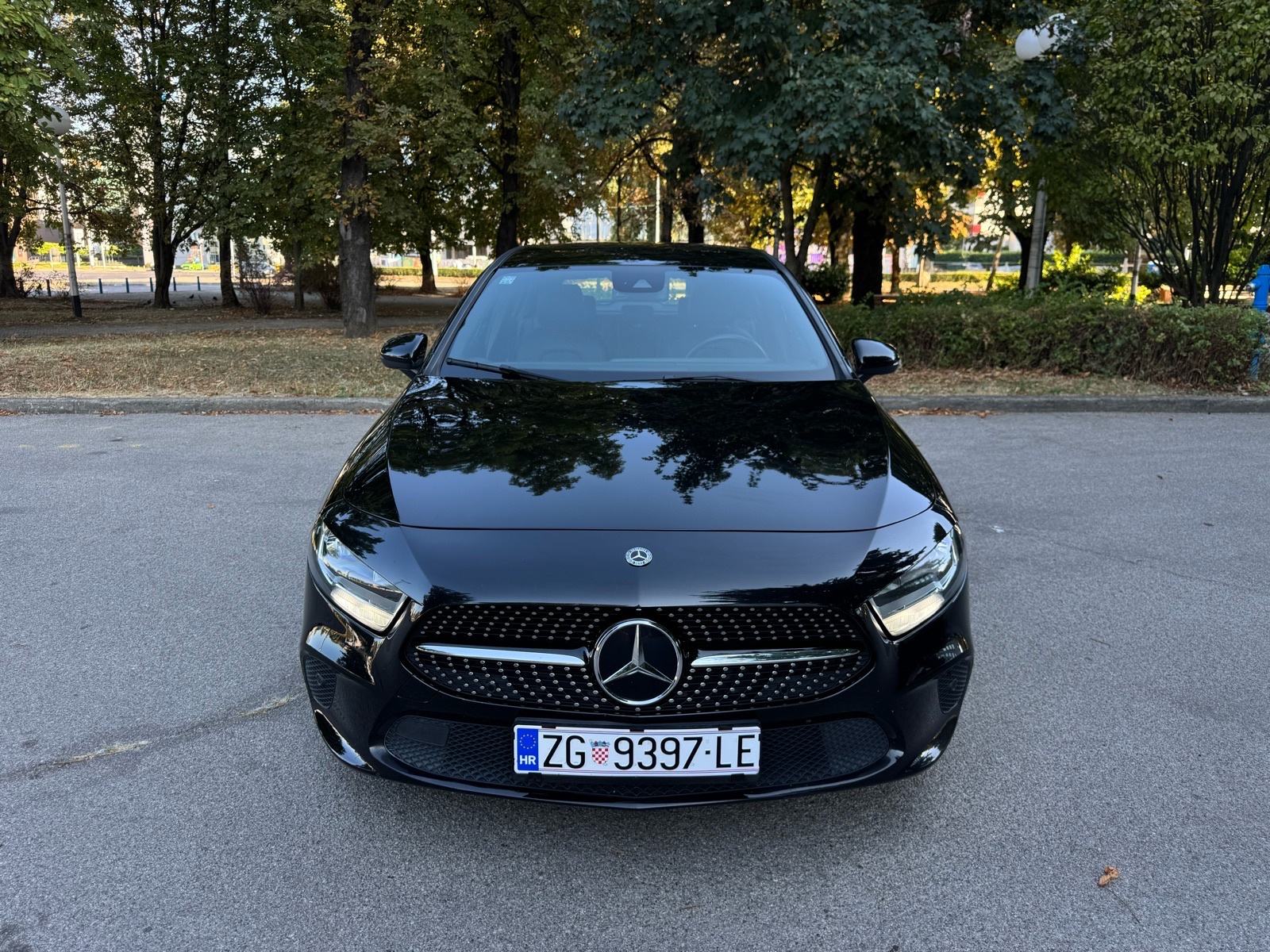 Mercedes A klasa 160d LED•KAMERA•NAVI•WIDESCREEN, pogled izvana - slika 1