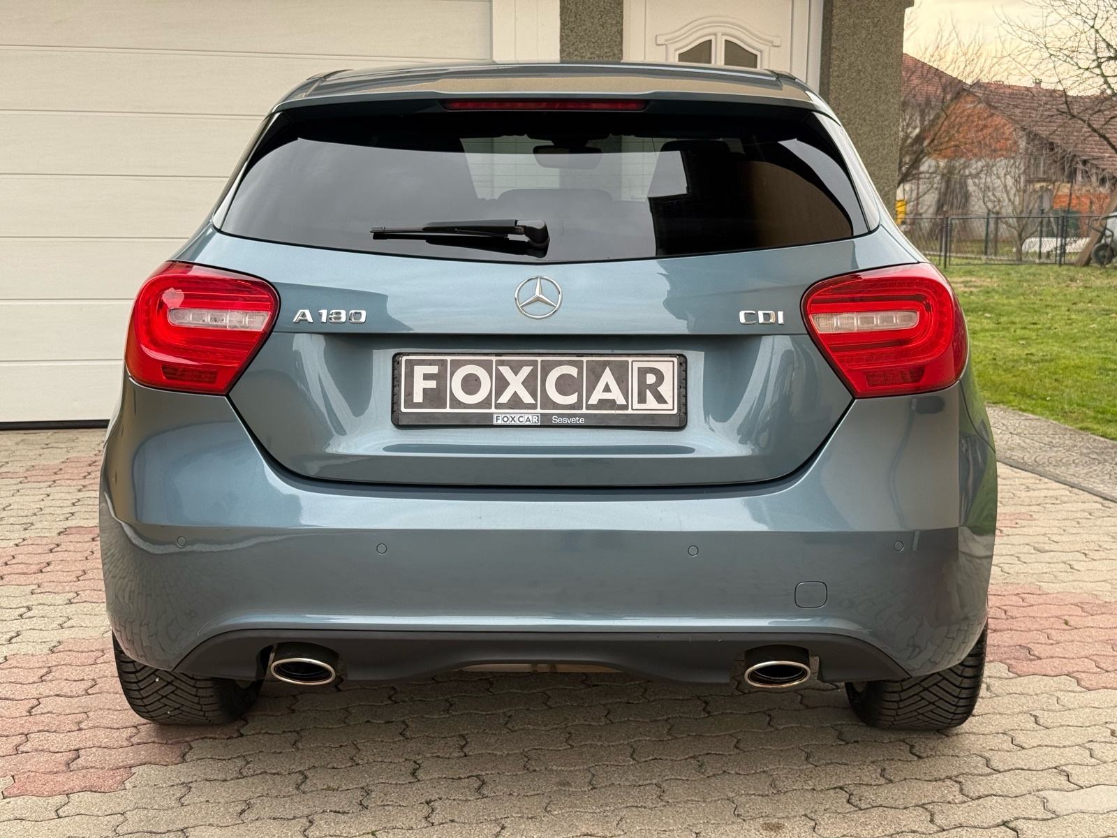 MERCEDES A180 URBAN SPORT 80kw 2013g NAVI MF LED TOP STANJE, fotografija 10
