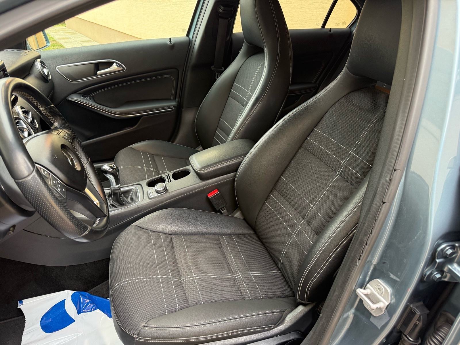 MERCEDES A180 URBAN SPORT 80kw 2013g NAVI MF LED TOP STANJE, fotografija 12