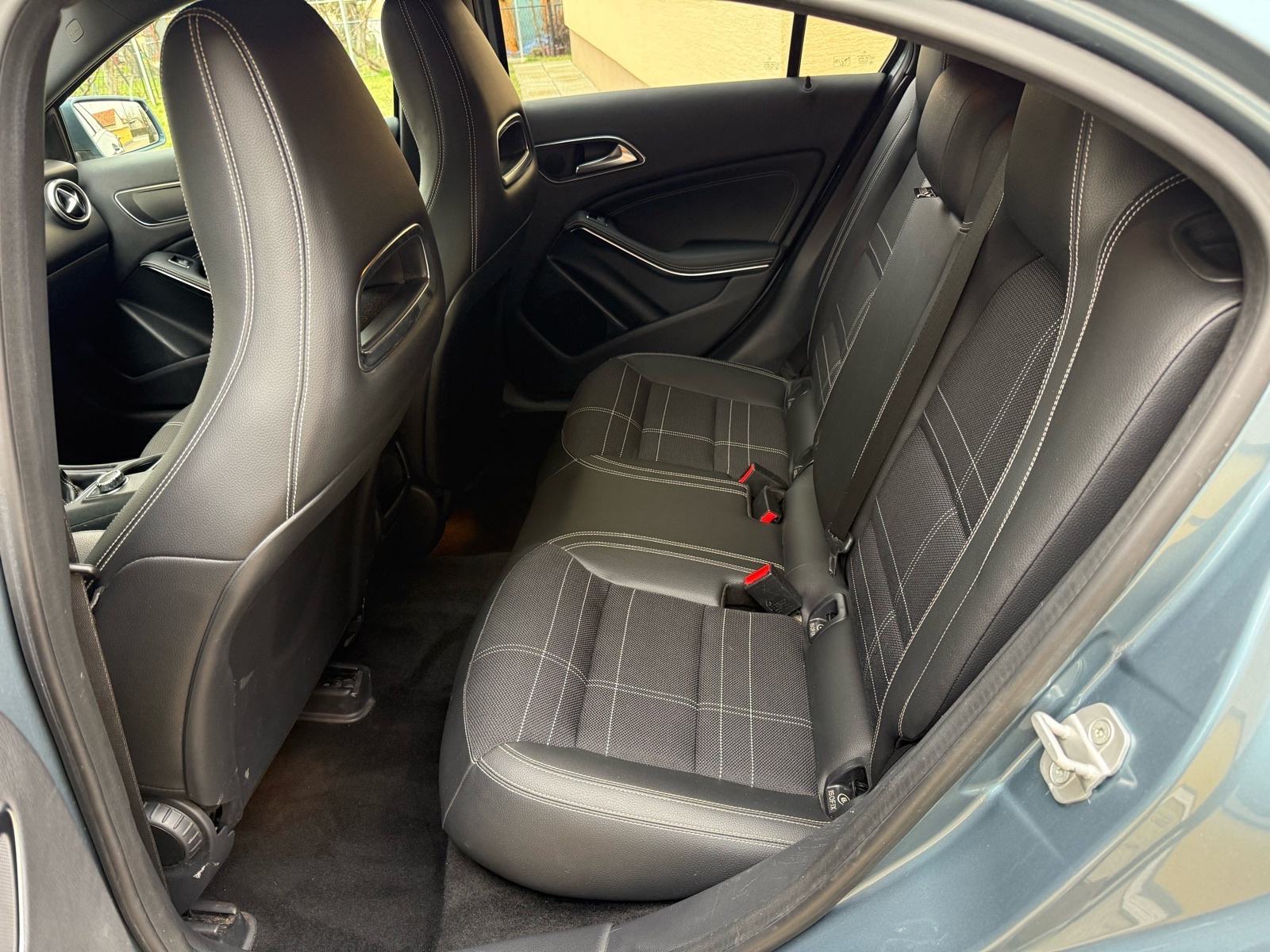 MERCEDES A180 URBAN SPORT 80kw 2013g NAVI MF LED TOP STANJE, fotografija 14