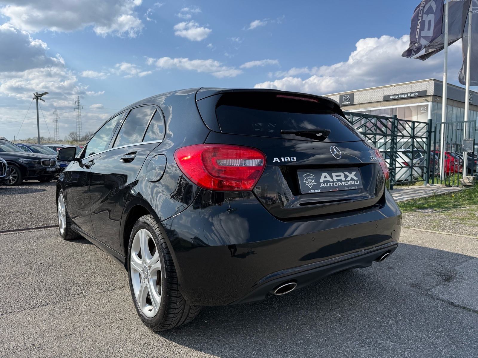 Mercedes A180CDI AUTOMATIK °NAVIGACIJA°KOŽA°PRVI VLASNIK°NIJE UVOZ°, fotografija 8