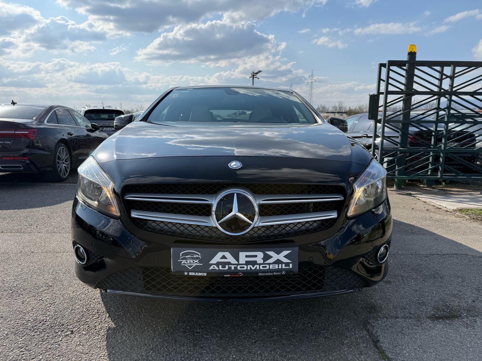 Mercedes A180CDI AUTOMATIK °NAVIGACIJA°KOŽA°PRVI VLASNIK°NIJE UVOZ°, pogled izvana - slika 2