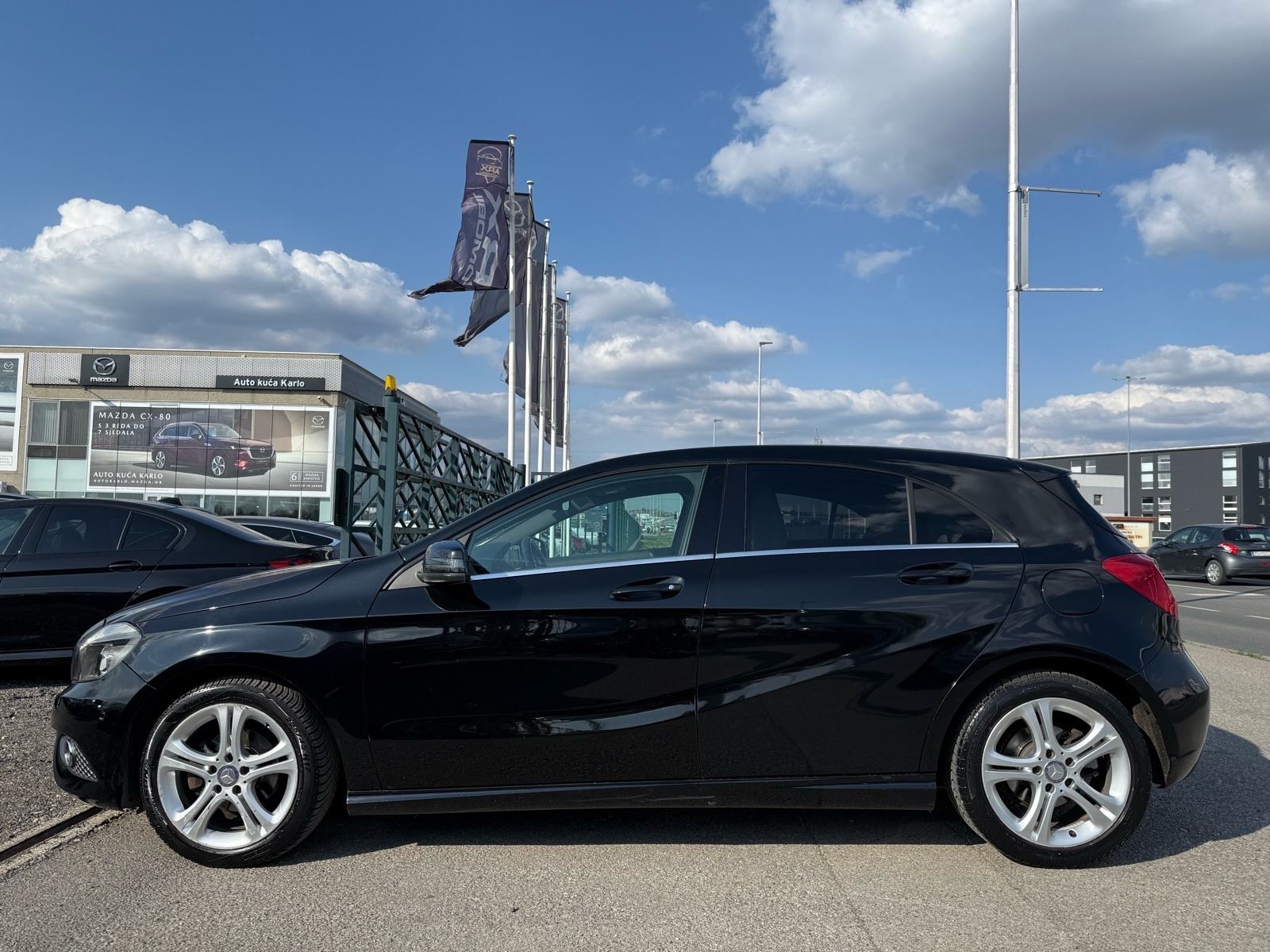 Mercedes A180CDI AUTOMATIK °NAVIGACIJA°KOŽA°PRVI VLASNIK°NIJE UVOZ°, pogled izvana - slika 4