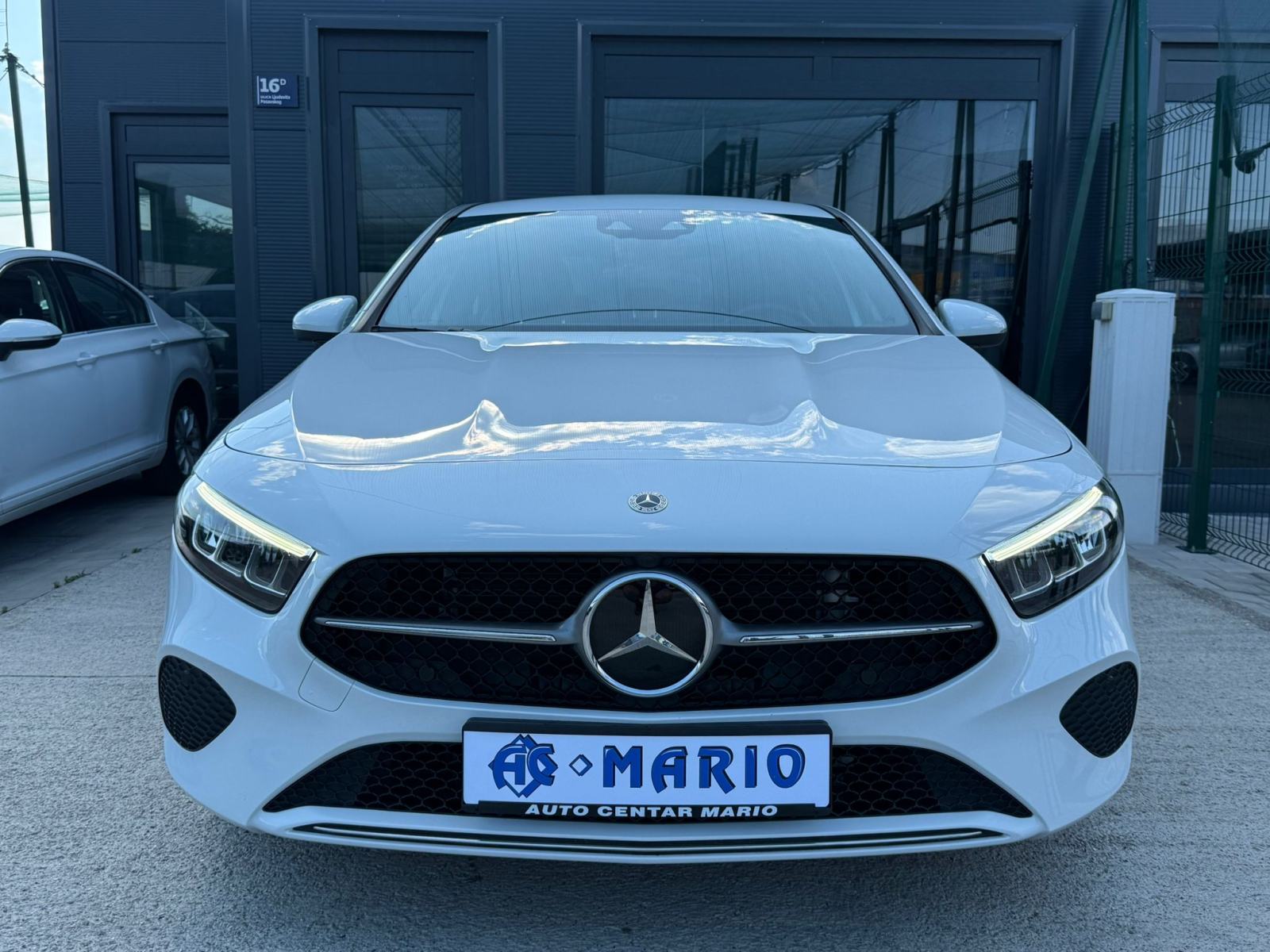 Mercedes A180d AUTOMATIK °WIDESCREEN°KOŽA°LED°KAMERA°LEASING°, fotografija 3