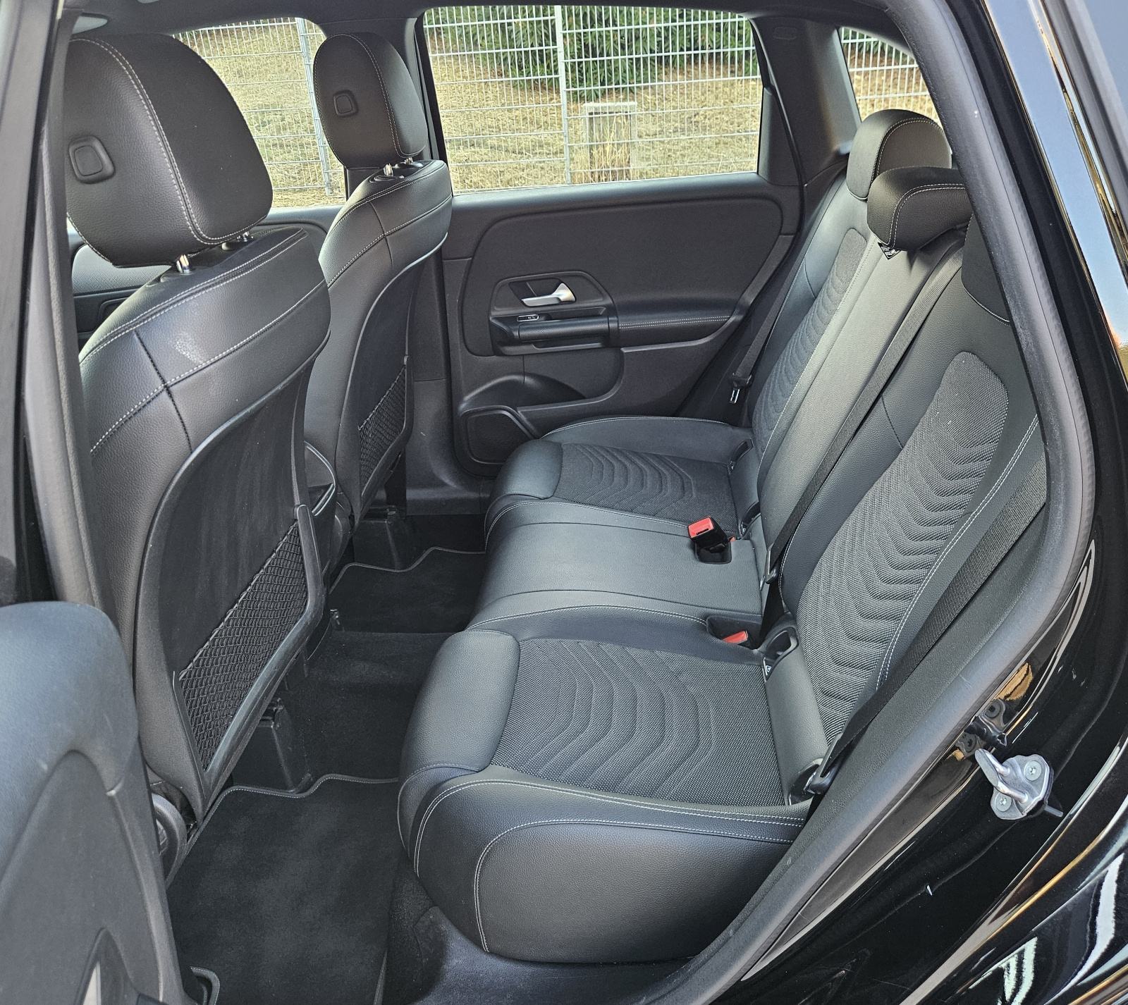 MERCEDES B 180 • AUTOMATIK • SAMO 80.000 KM • FULL OPREMA • JAMSTVO, fotografija 15