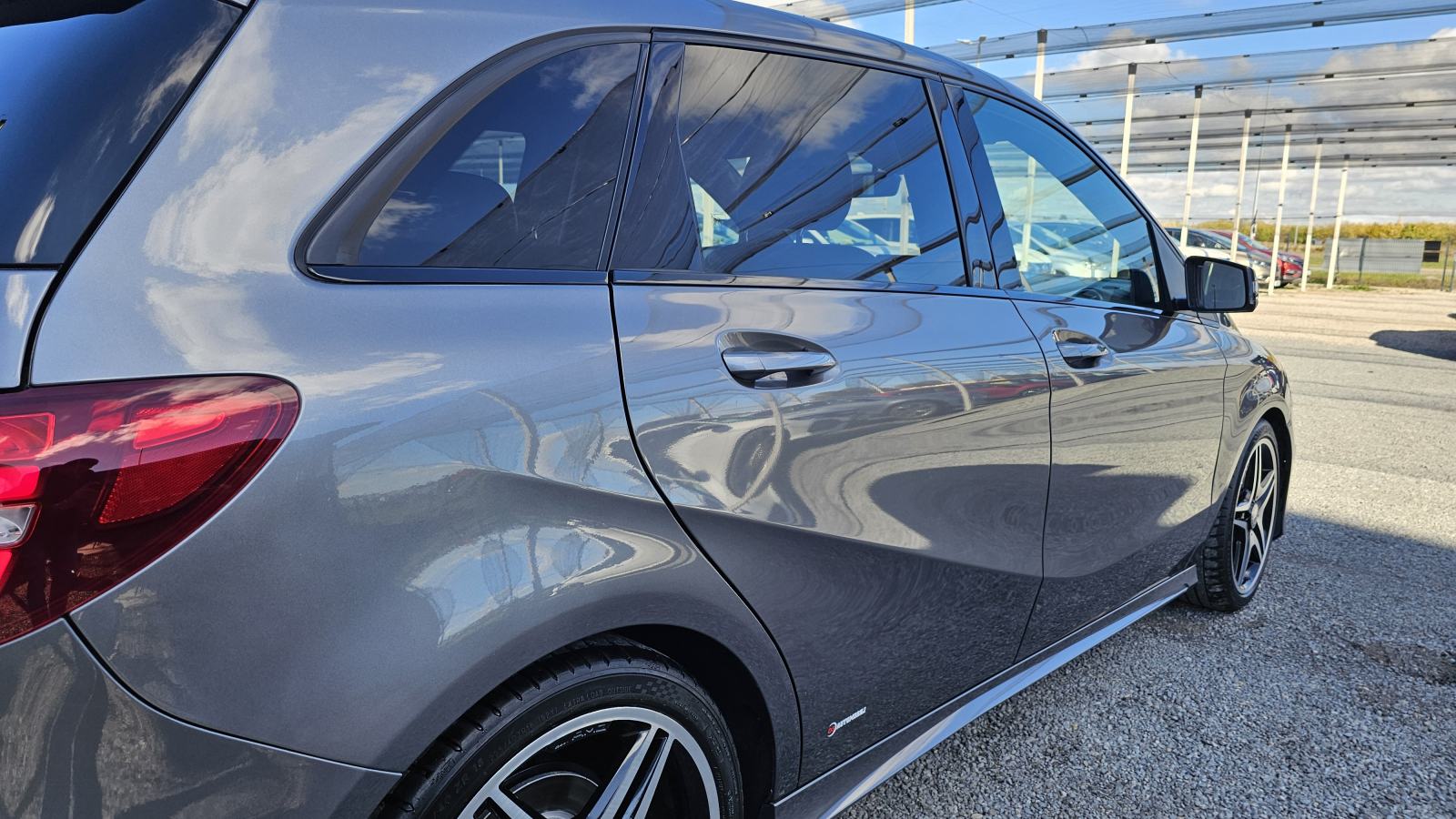 Mercedes B 180 CDI AMG,KLIMA.LED,TEMPOMAT,ALU 18,NAVI,PDC,JAMSTVO, fotografija 12