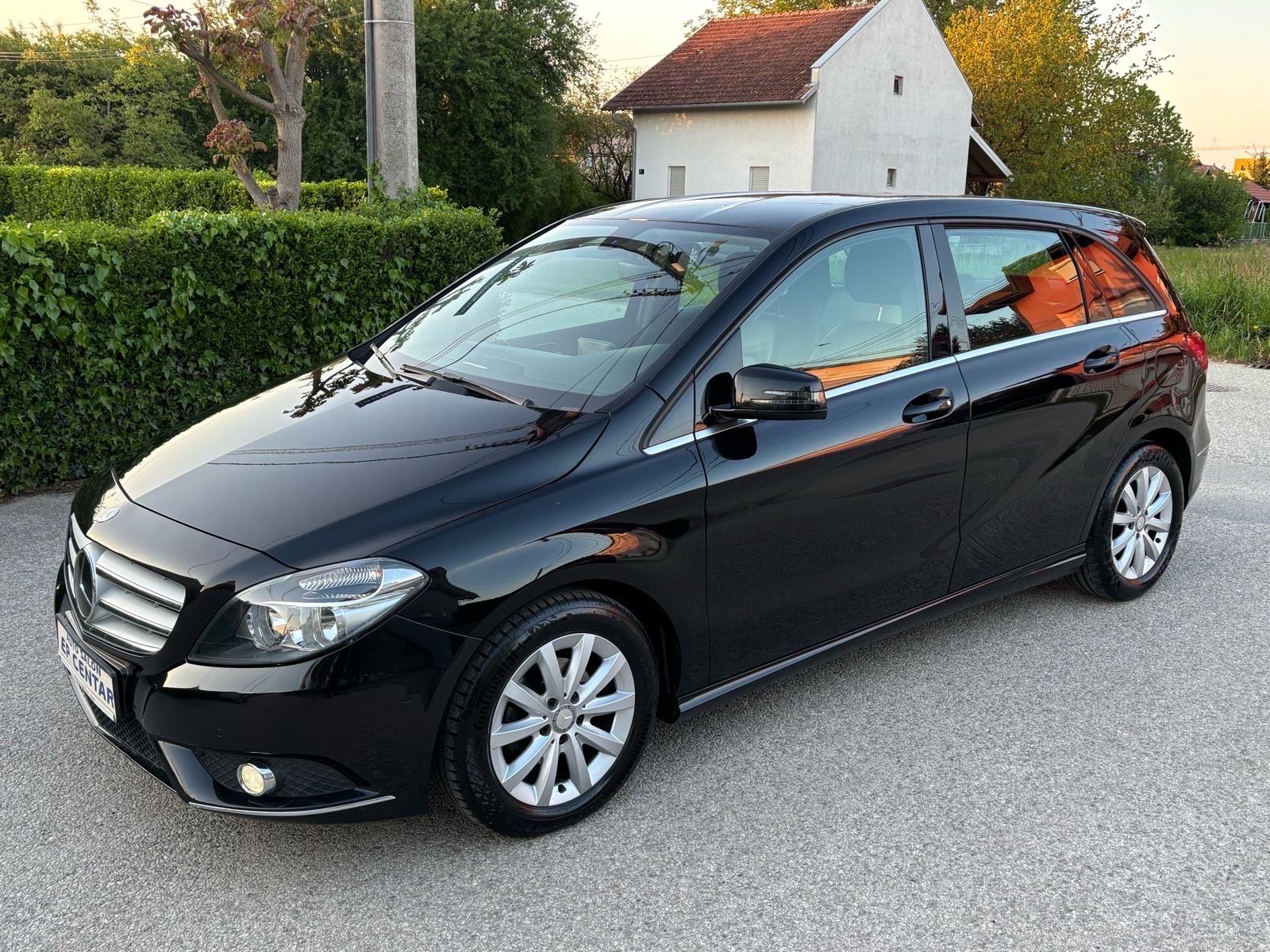 Mercedes B 180 CDI,MB motor,Koža,Kamera!, pogled izvana - slika 2