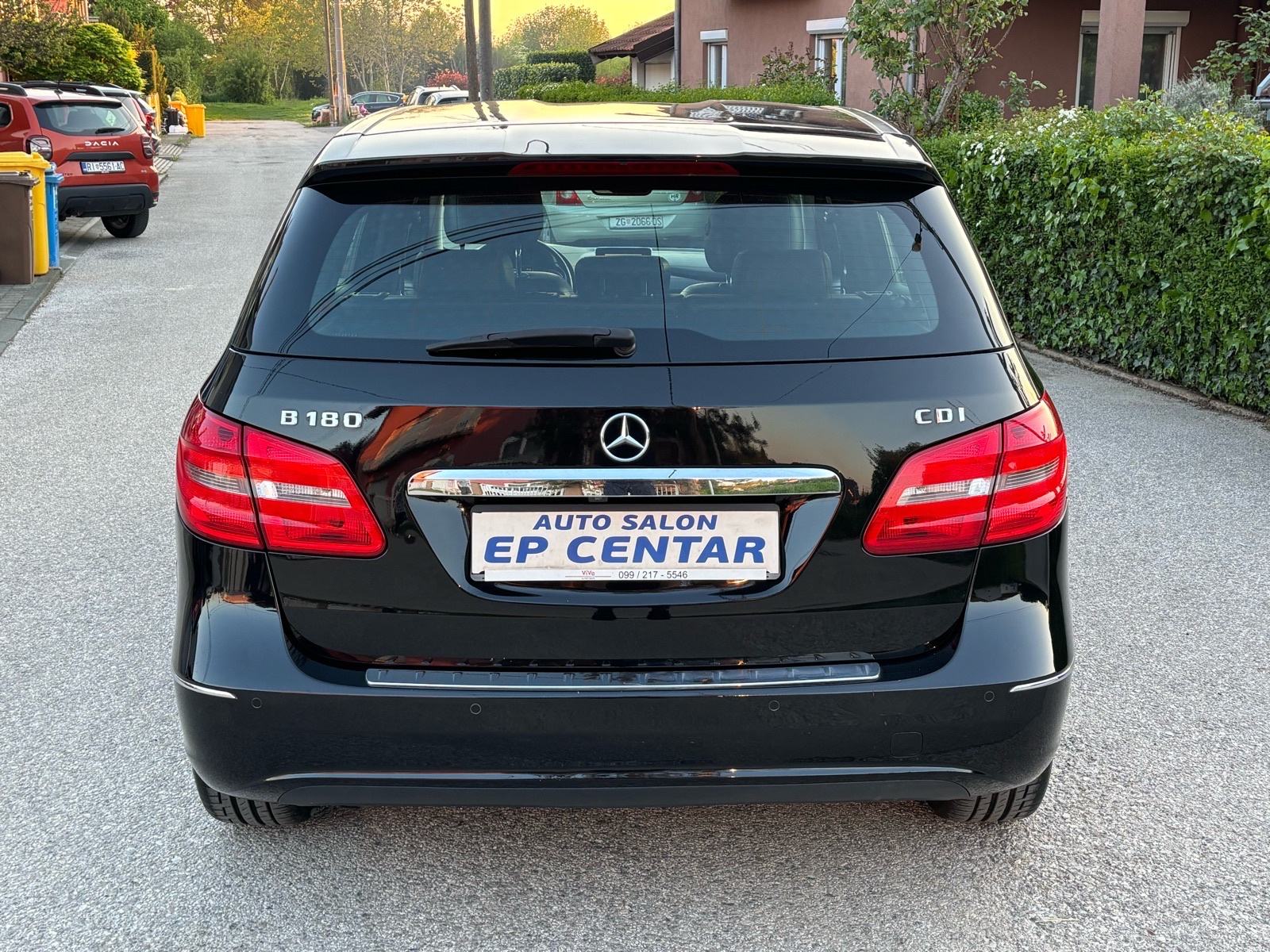 Mercedes B 180 CDI,MB motor,Koža,Kamera!, fotografija 9