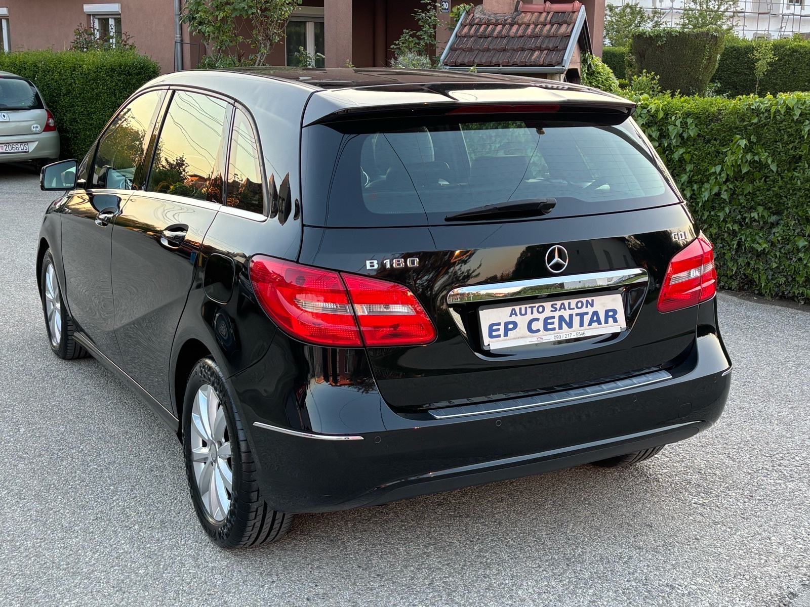 Mercedes B 180 CDI,MB motor,Koža,Kamera!, fotografija 11
