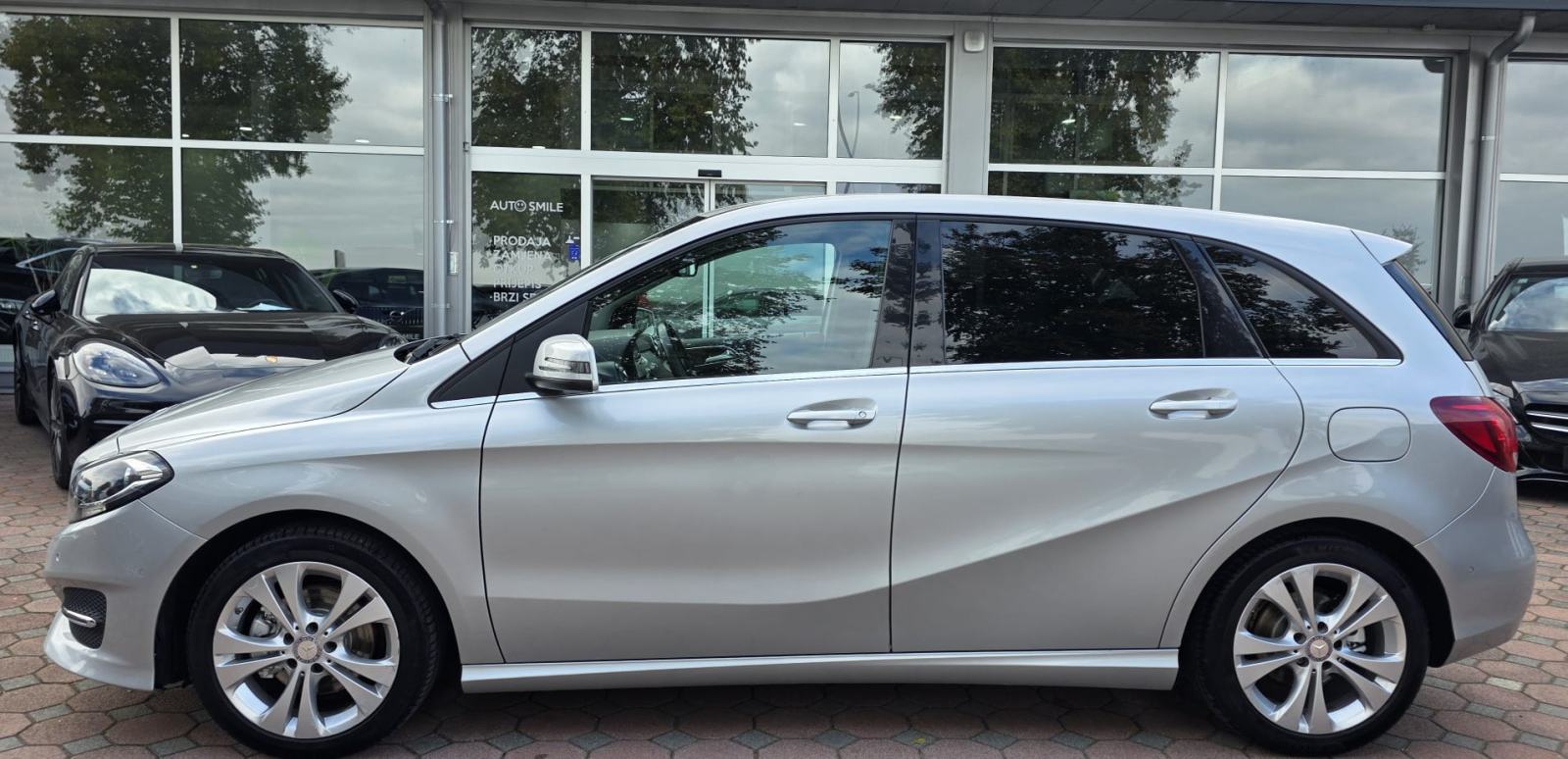 Mercedes B200 CDI, 6 BRZINA, LED, KLIMA, NAVI, 2XPDC, KAM, JAMSTVO..., fotografija 2
