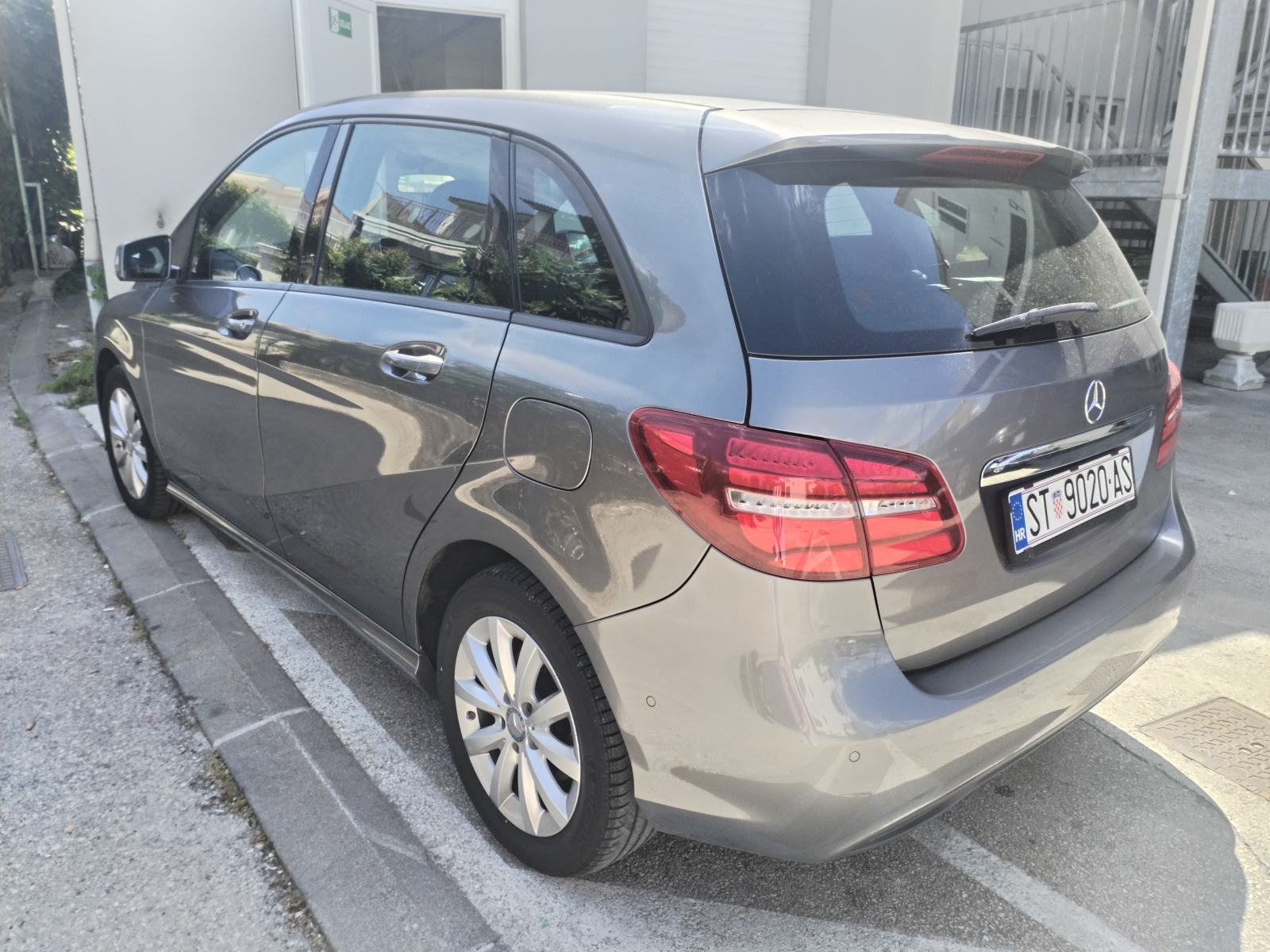 MERCEDES B 200CDI FACELIFT AUTOMATIK EXCLUZIVE PAKET MERCEDES MOTOR, fotografija 4