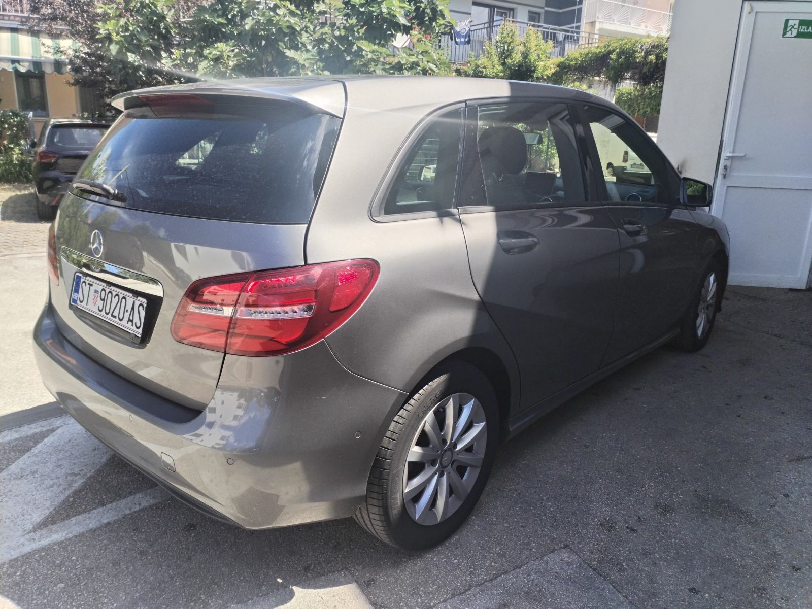 MERCEDES B 200CDI FACELIFT AUTOMATIK EXCLUZIVE PAKET MERCEDES MOTOR, fotografija 3