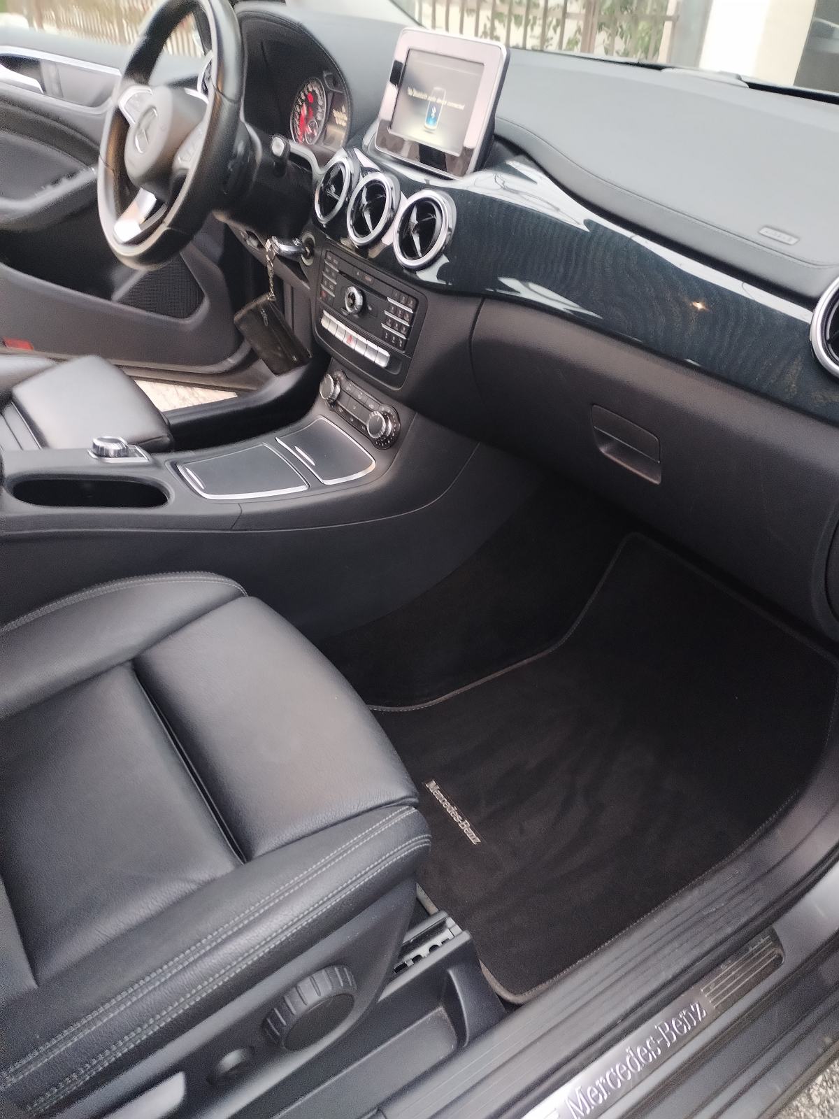 MERCEDES B 200CDI FACELIFT AUTOMATIK EXCLUZIVE PAKET MERCEDES MOTOR, fotografija 9