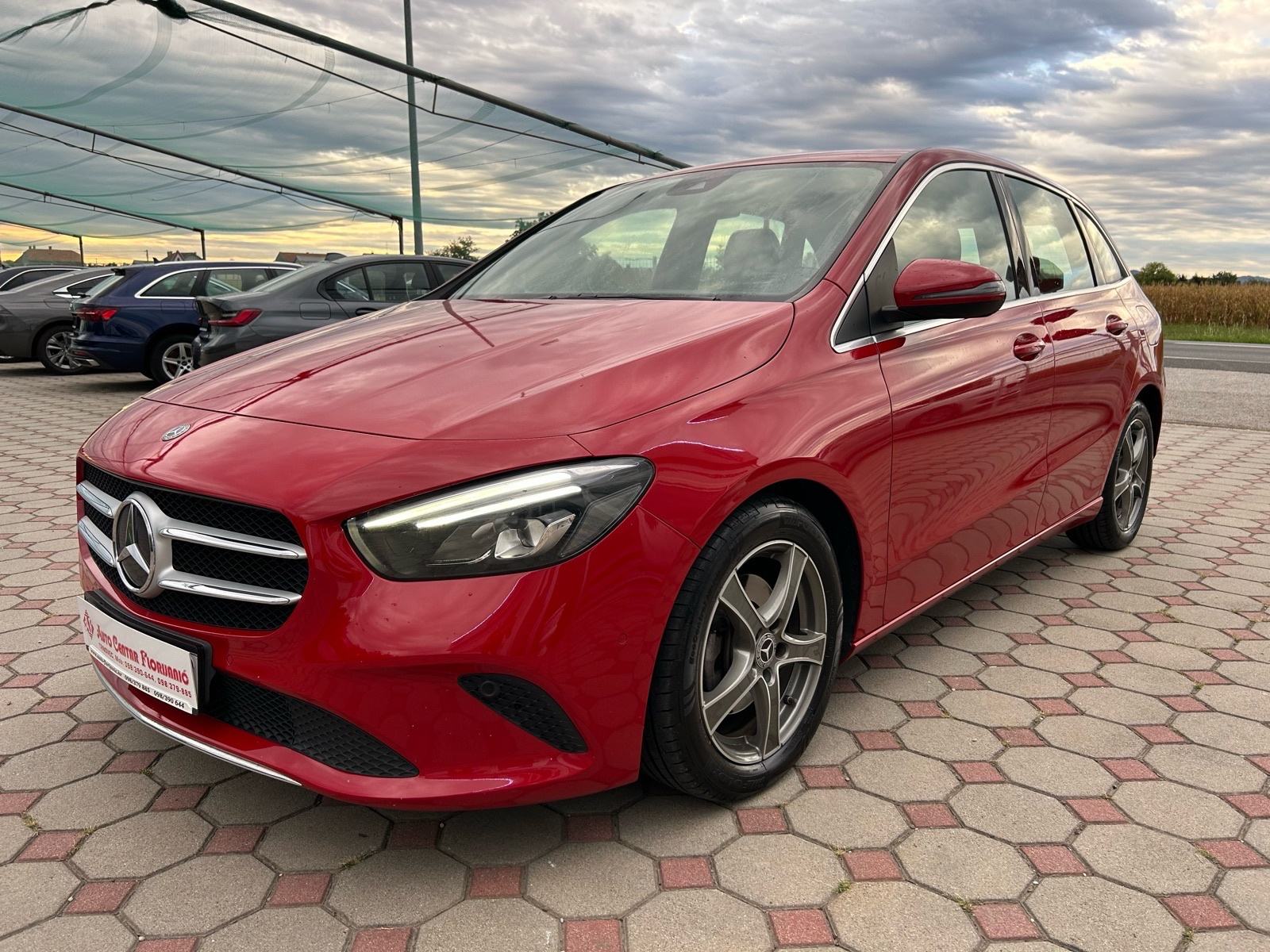 Mercedes B 200d 2019.,reg:31.3.2027., NAVI, KAMERA, SERVISNA, ALU, pogled izvana - slika 1