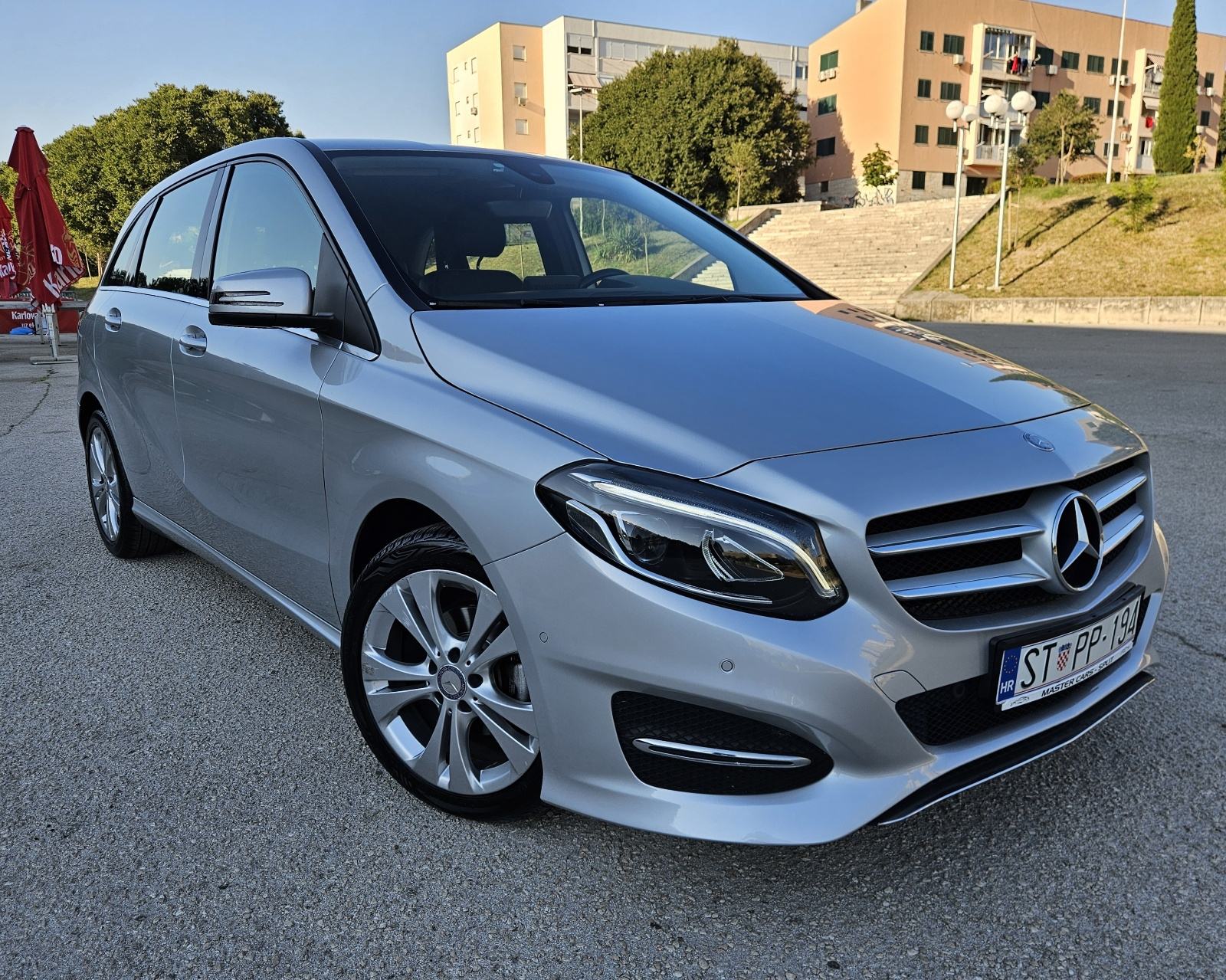 MERCEDES B180 CDI • URBAN • REDIZAJN • SAMO 147.000 KM • JAMSTVO, pogled izvana - slika 2