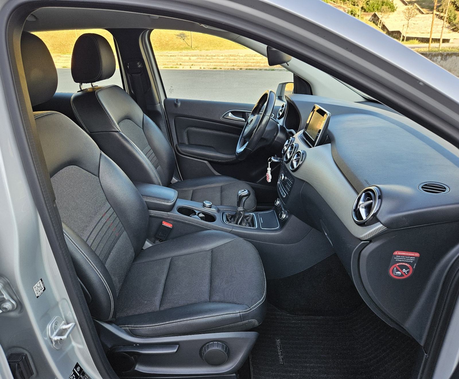 MERCEDES B180 CDI • URBAN • REDIZAJN • SAMO 147.000 KM • JAMSTVO, fotografija 13