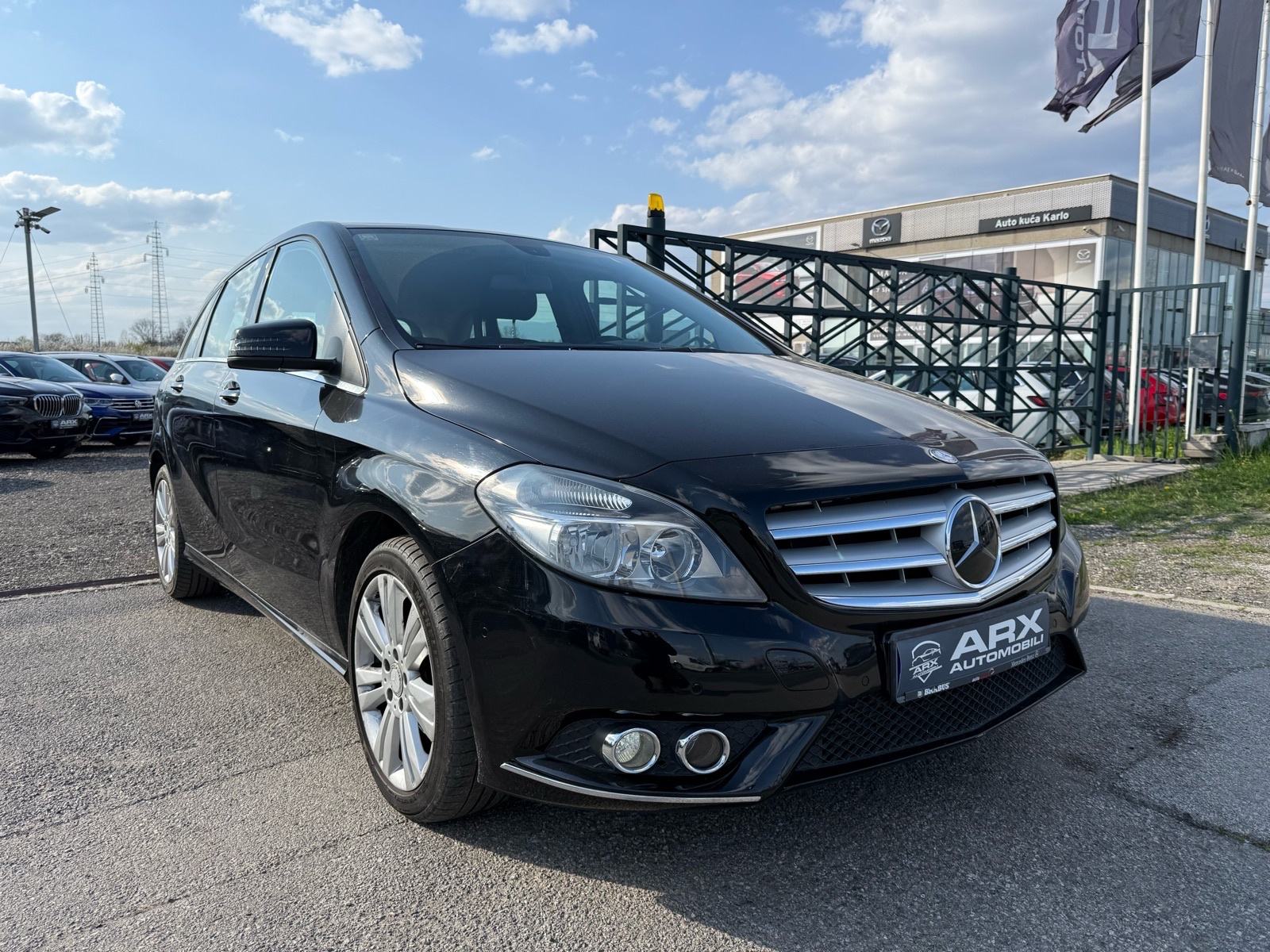 Mercedes B180CDI AUTOMATIK °NIJE UVOZ°PRVI VLASNIK°REG:12/2026°, pogled izvana - slika 1