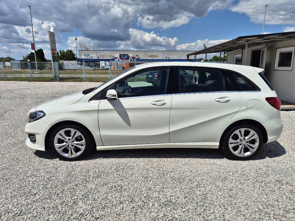 Mercedes B200 CDI SPORT, NAVIGACIJA, KAMERA, PDC, POLUKOŽA, SERVISNA, fotografija 7