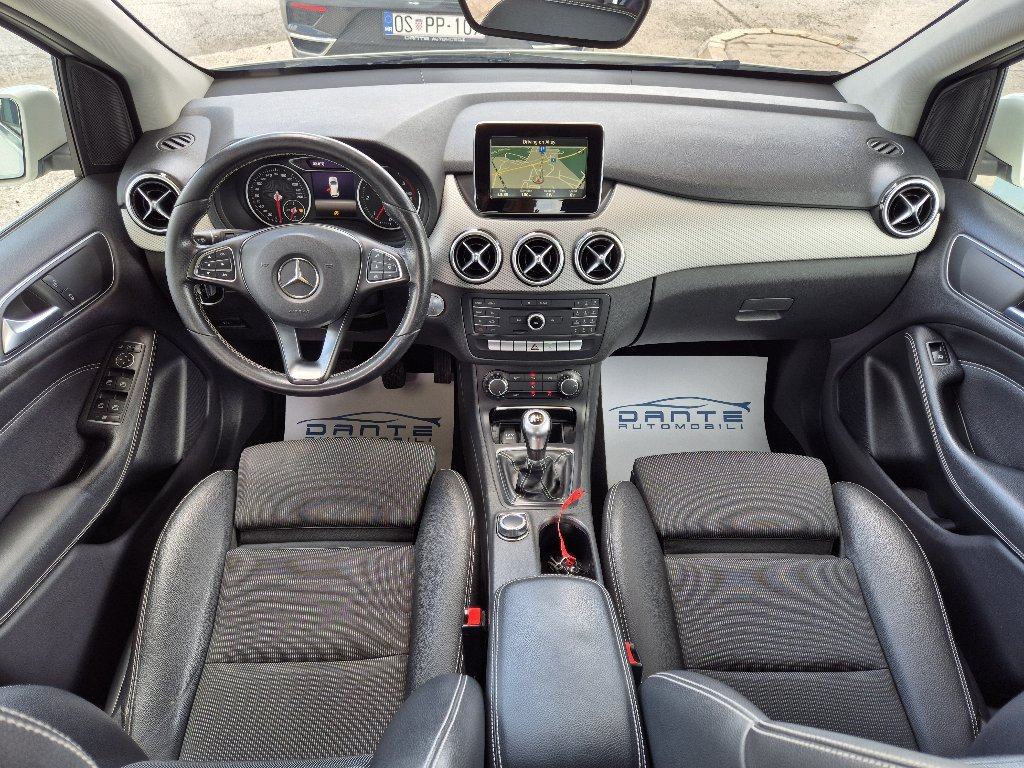 Mercedes B200 CDI SPORT, NAVIGACIJA, KAMERA, PDC, POLUKOŽA, SERVISNA, fotografija 15