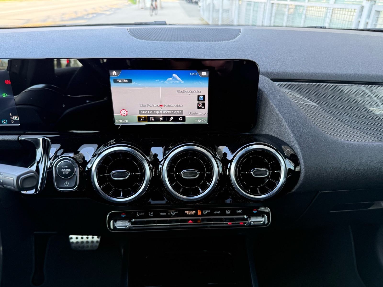 Mercedes B200d AUTOMATIK AMG °NAVI°JAMSTVO 12MJ°LEASING BEZ UČEŠĆA°, fotografija 14