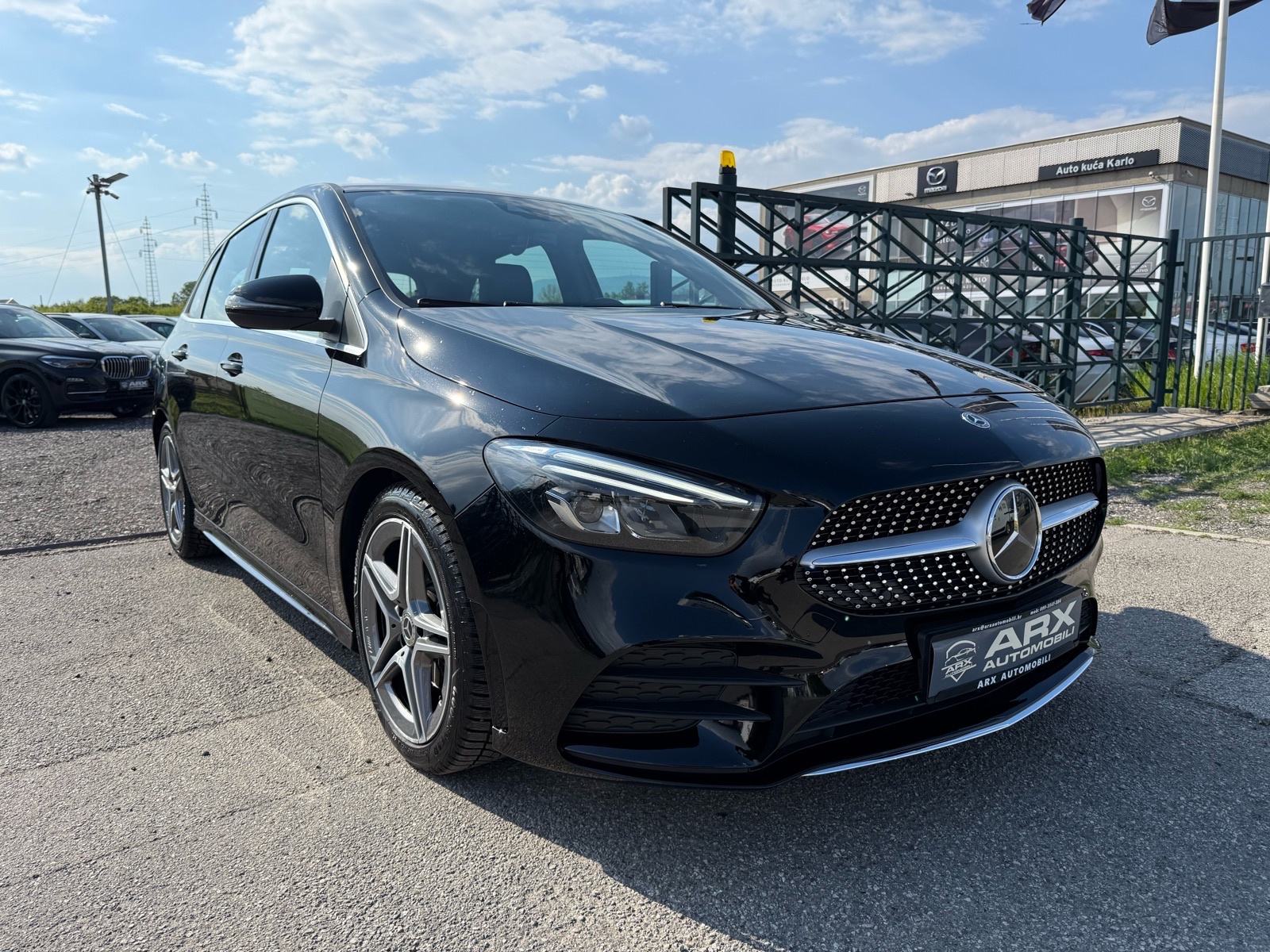 Mercedes B200d AUTOMATIK AMG °NAVI°JAMSTVO 12MJ°LEASING BEZ UČEŠĆA°, fotografija 1