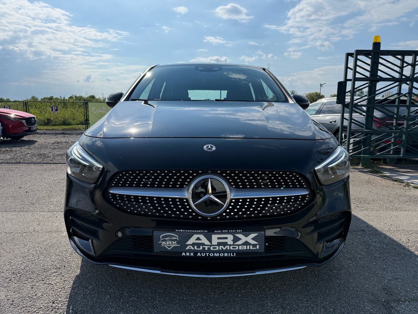 Mercedes B200d AUTOMATIK AMG °NAVI°JAMSTVO 12MJ°LEASING BEZ UČEŠĆA°, fotografija 2