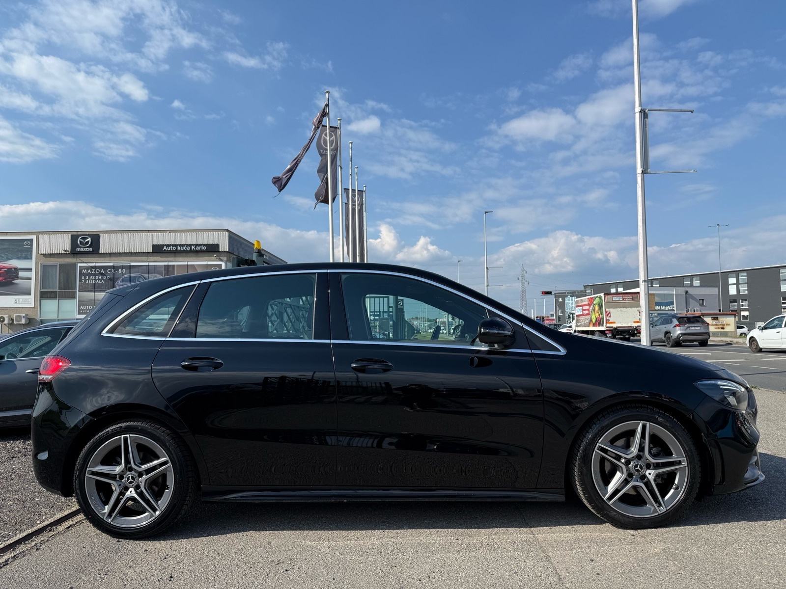 Mercedes B200d AUTOMATIK AMG °NAVI°JAMSTVO 12MJ°LEASING BEZ UČEŠĆA°, fotografija 5
