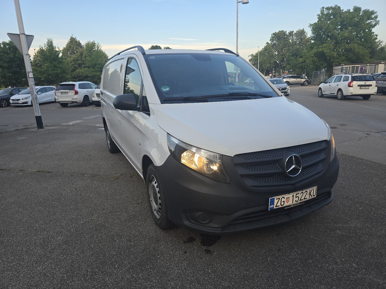 Mercedes-Benz 116 2145, fotografija 3