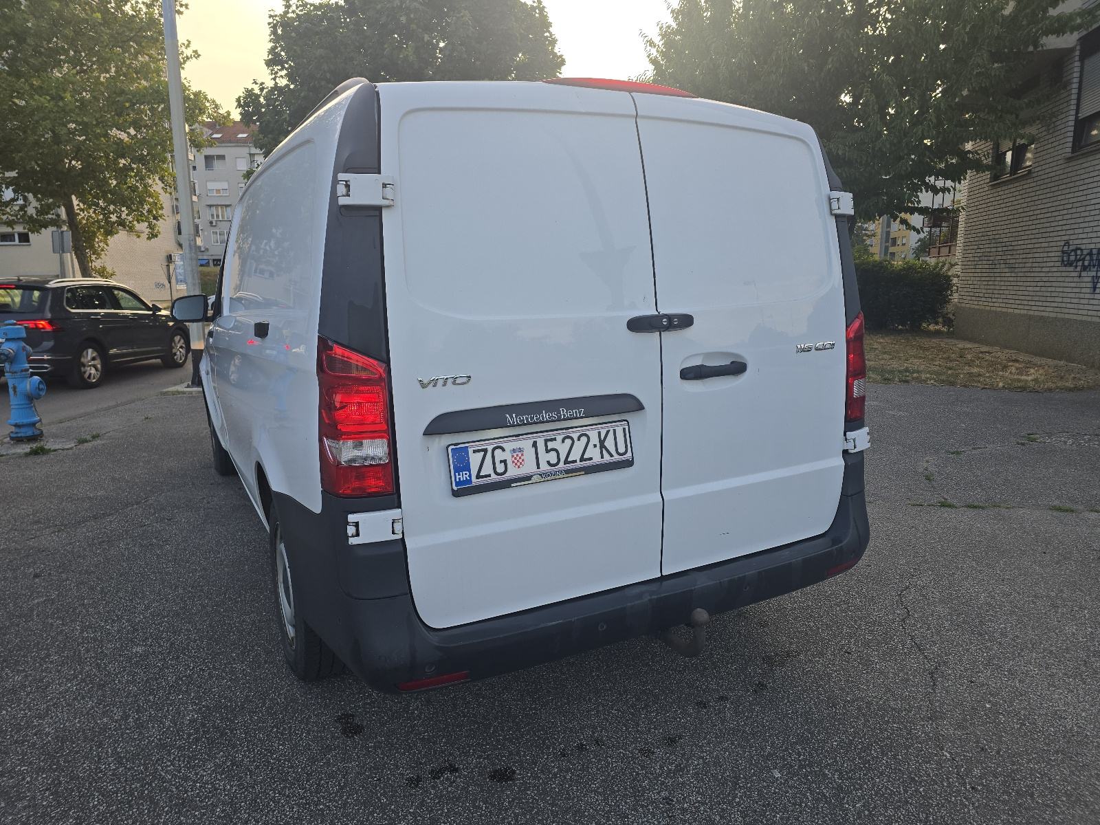 Mercedes-Benz 116 2145, fotografija 9
