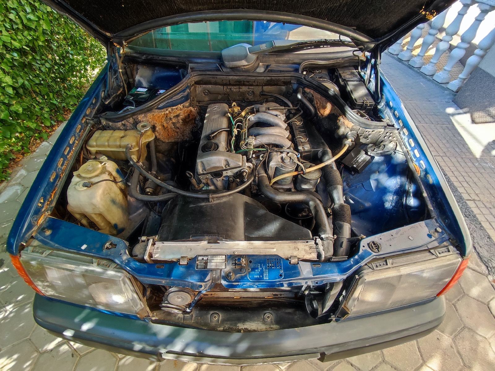 Mercedes-Benz w124 200 D, fotografija 7