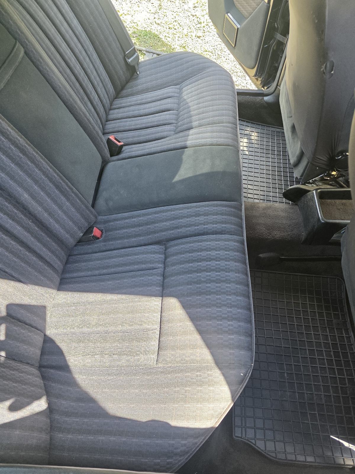 Mercedes-Benz 124 200 D, fotografija 13