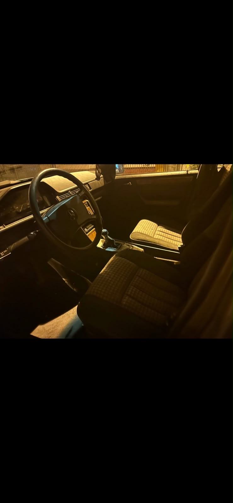 Mercedes-Benz 124 200E, fotografija 4