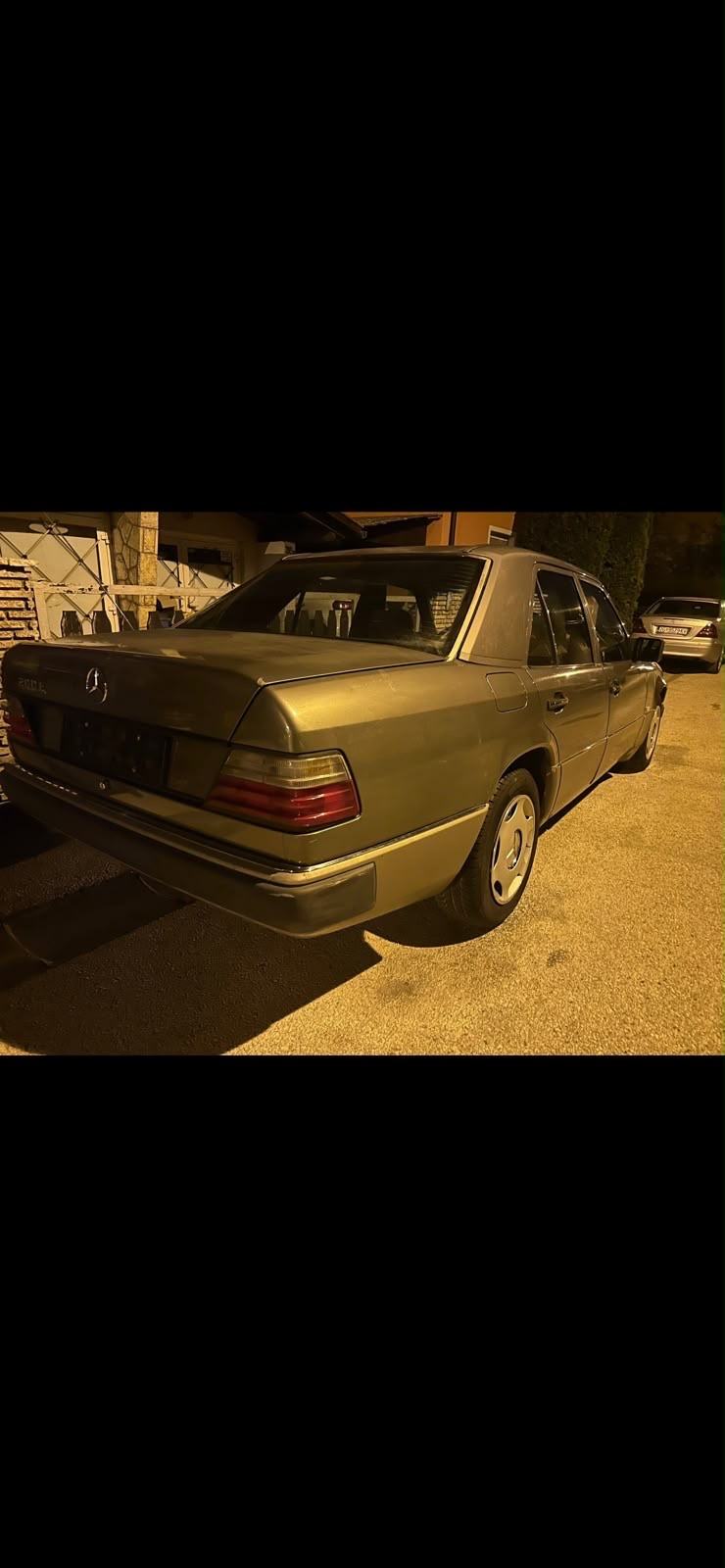 Mercedes-Benz 124 200E, fotografija 5
