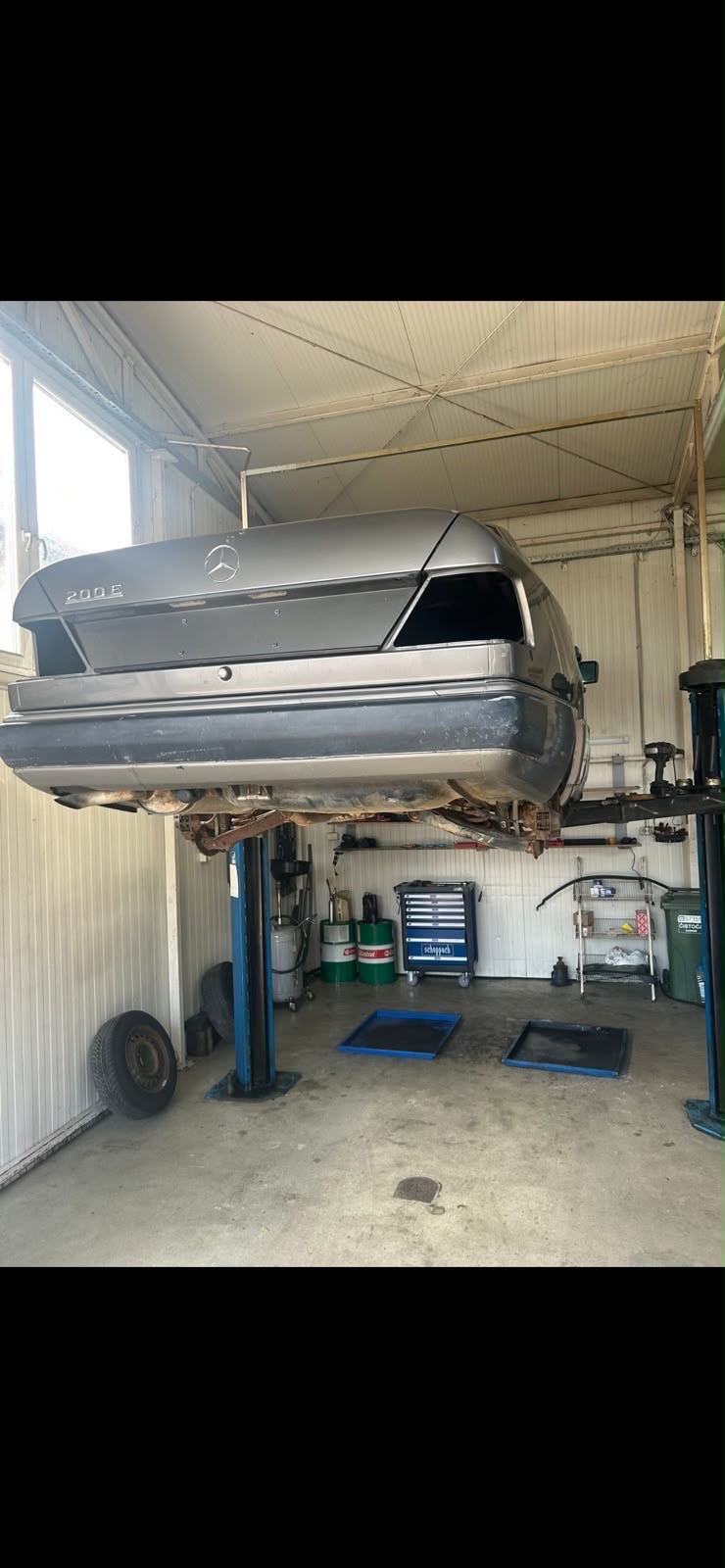 Mercedes-Benz 124 200E, fotografija 7