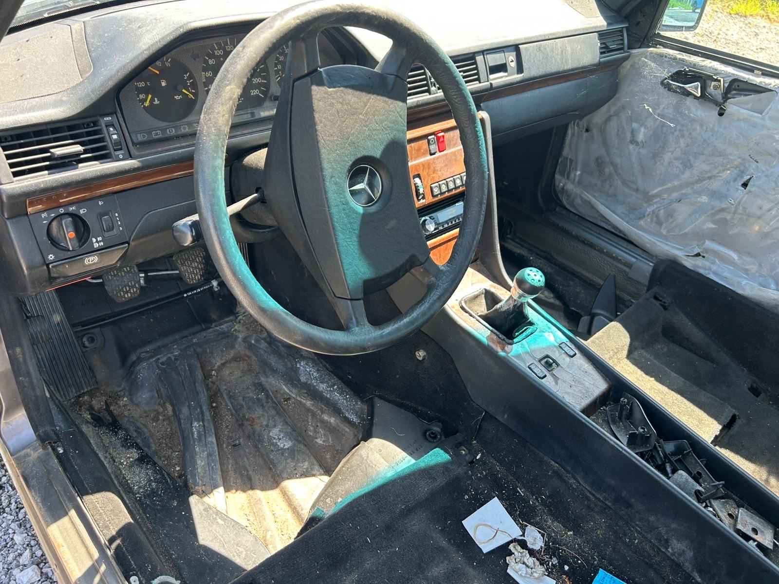 Mercedes-Benz 124 200E, fotografija 9