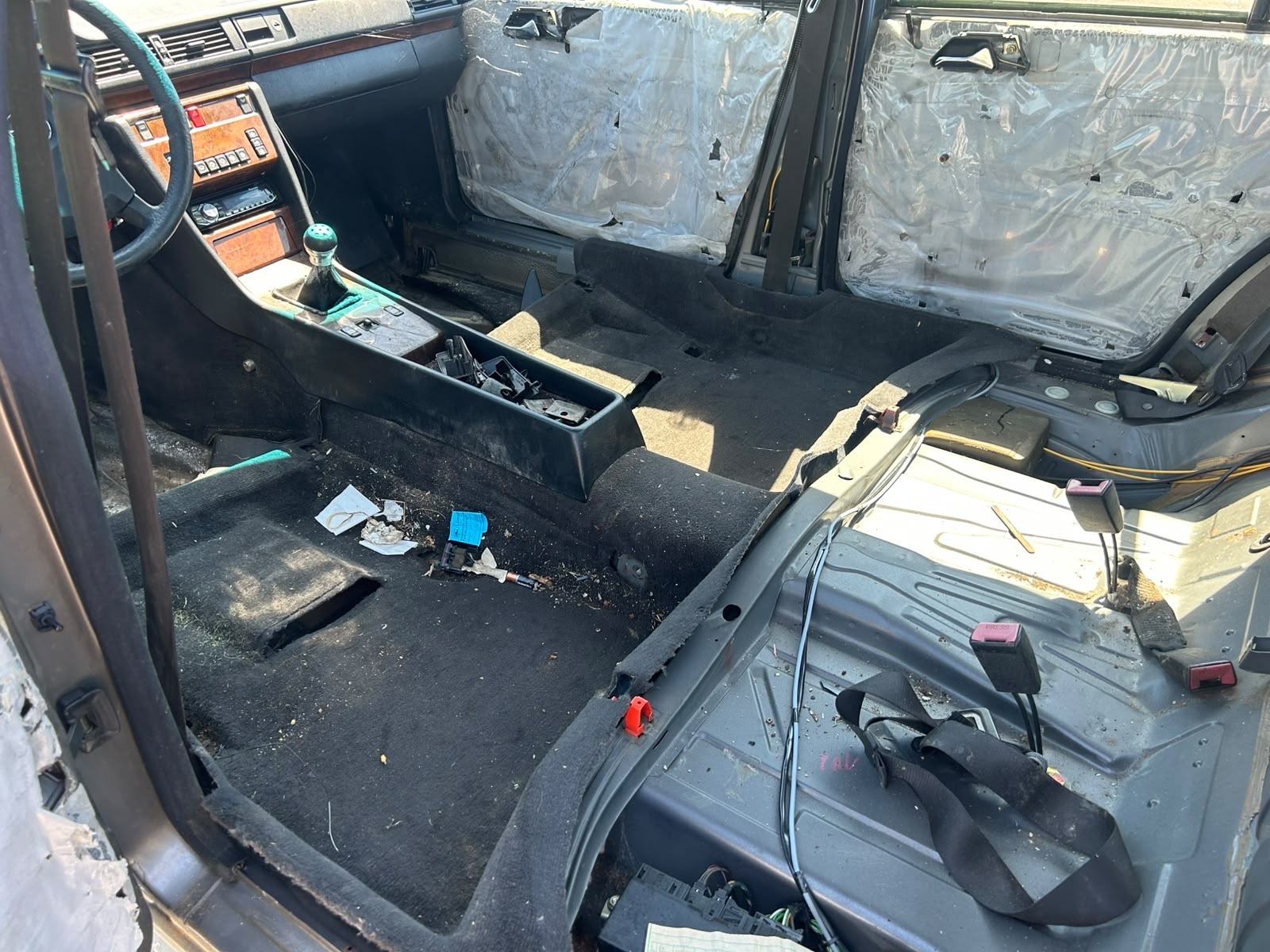 Mercedes-Benz 124 200E, fotografija 13