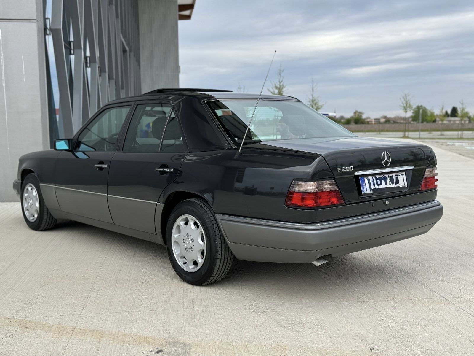 Mercedes-Benz 124 E200 M111 automatik, fotografija 4