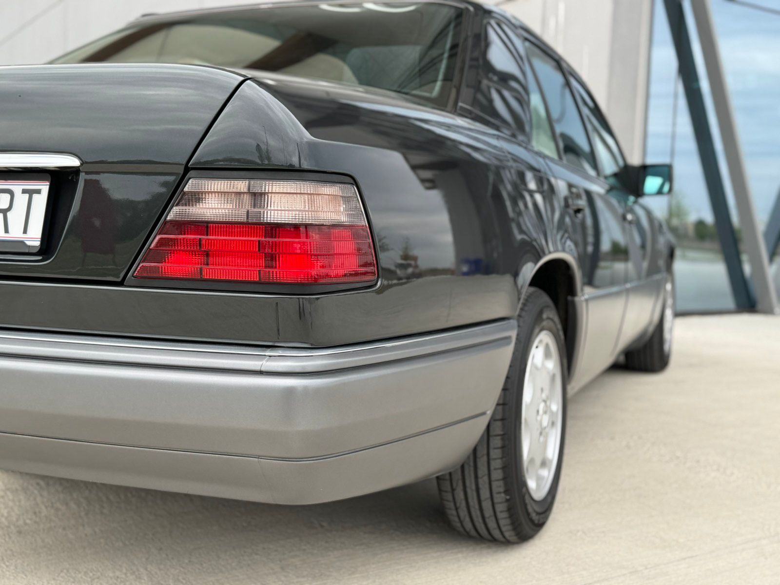 Mercedes-Benz 124 E200 M111 automatik, fotografija 17
