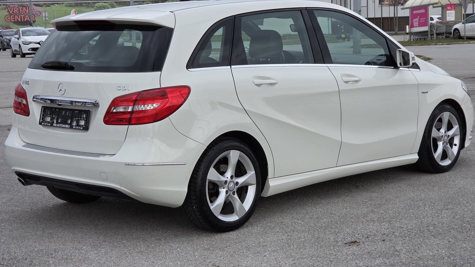 Mercedes-Benz 180 180CDI SPORT 206TKM XENON LED NAVI KAMERA NA IME KUP, fotografija 9