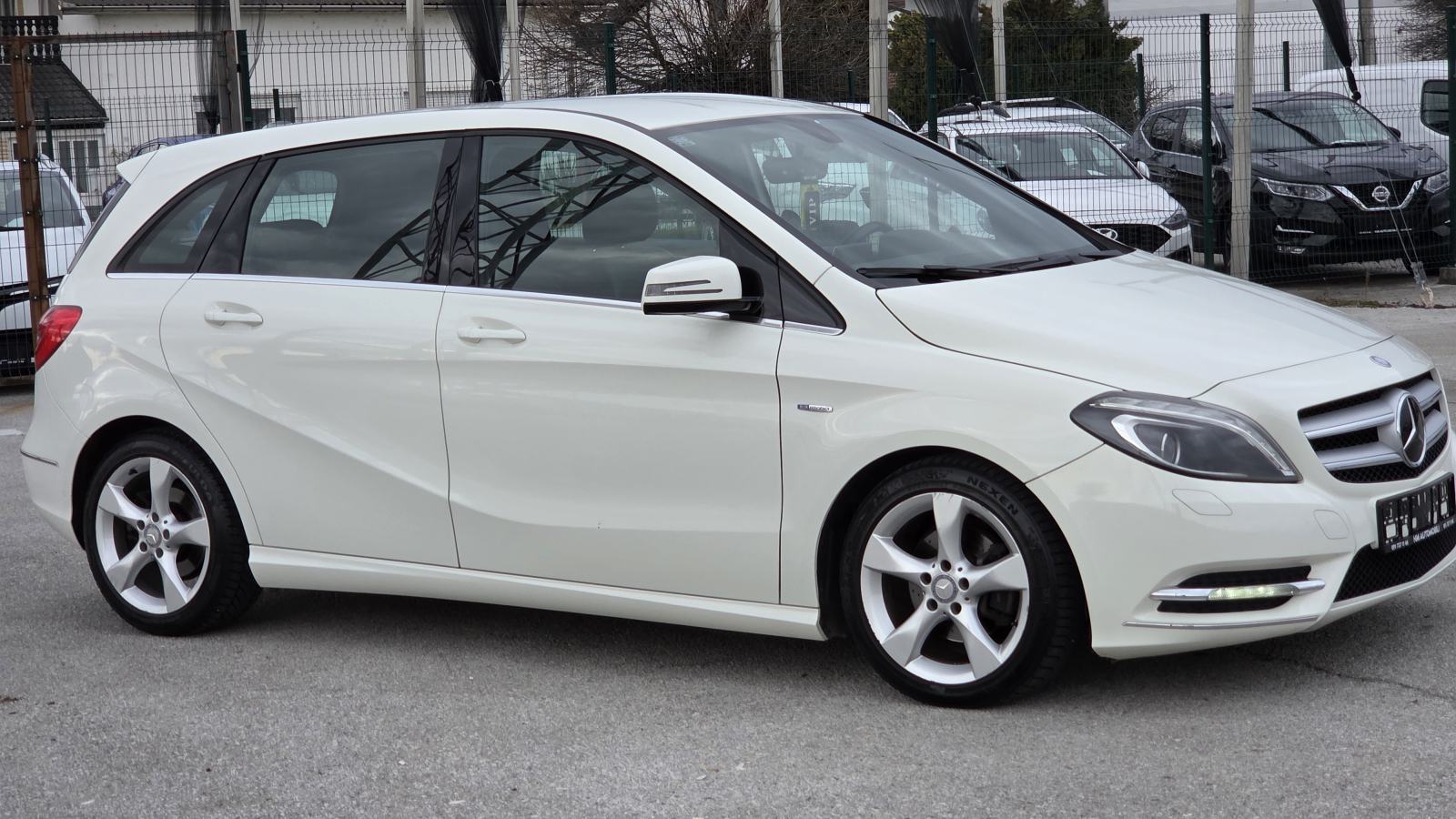 Mercedes-Benz 180 180CDI SPORT 206TKM XENON LED NAVI KAMERA NA IME KUP, fotografija 11